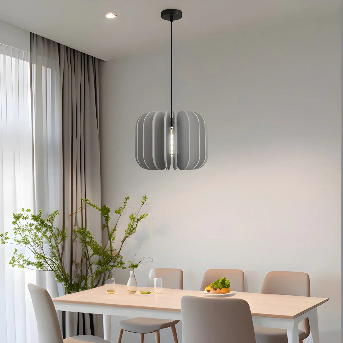 Skavo Pendant Light