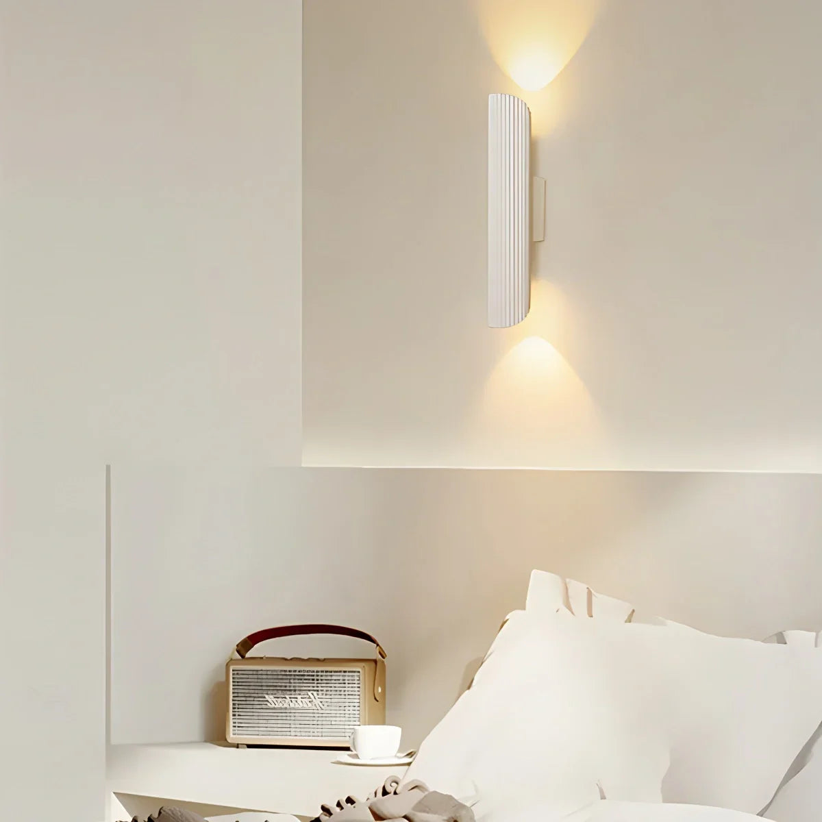 Voliro Wall Light