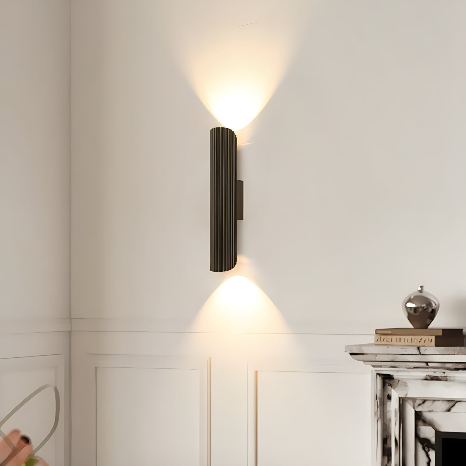 Voliro Wall Light
