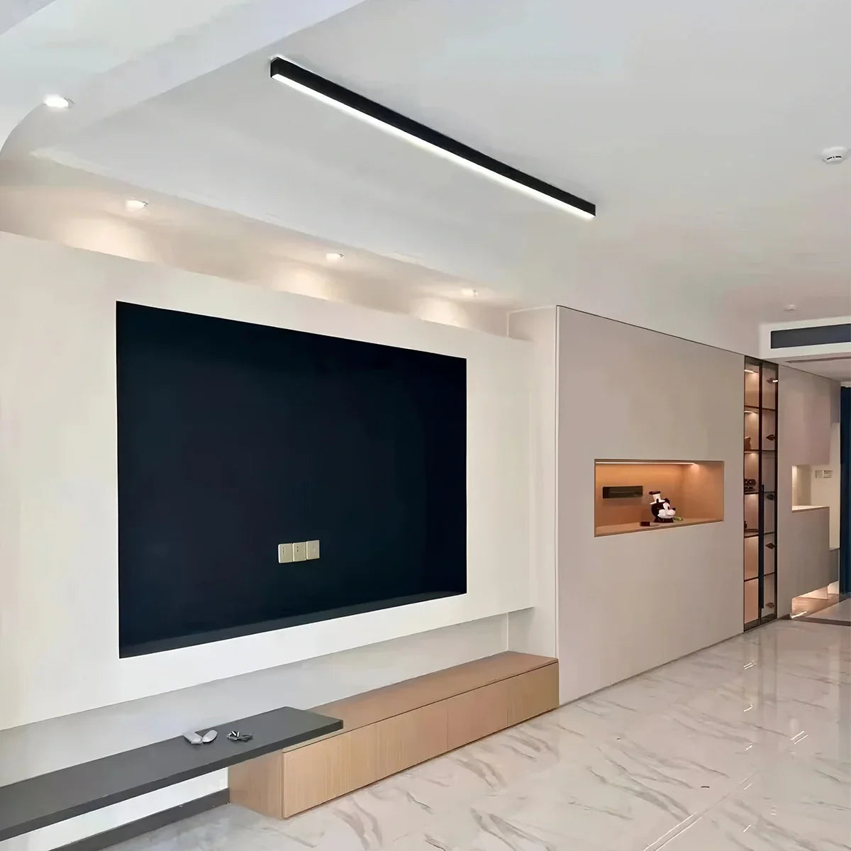 Monterio Linear Ceiling Light