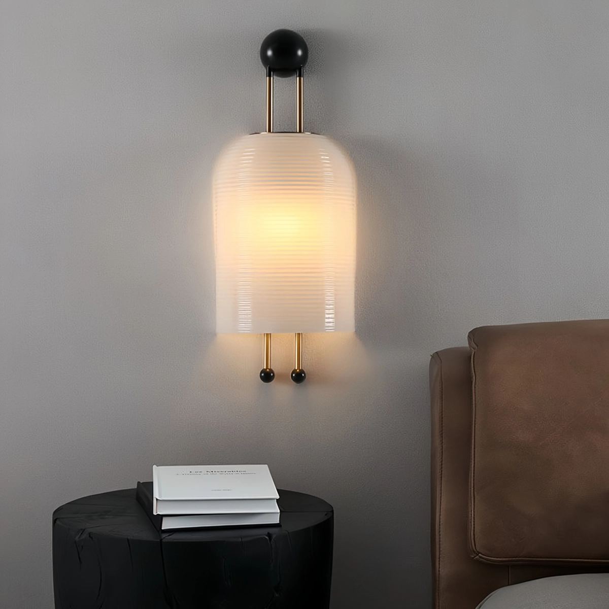 Vesiro Wall Light