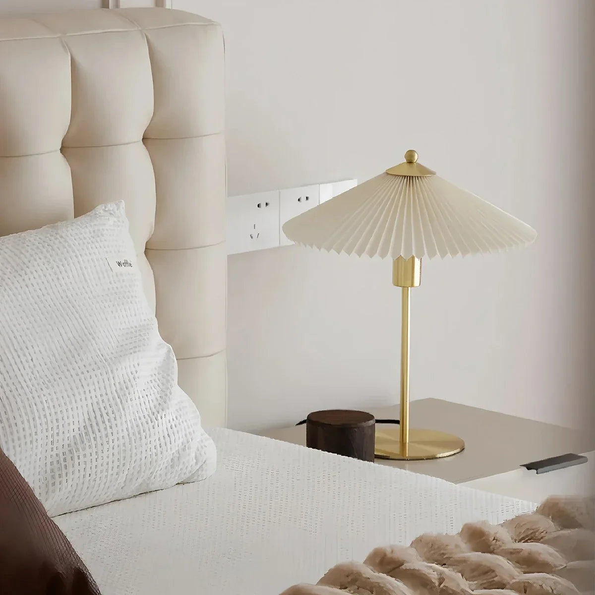 Lerpa Table Lamp