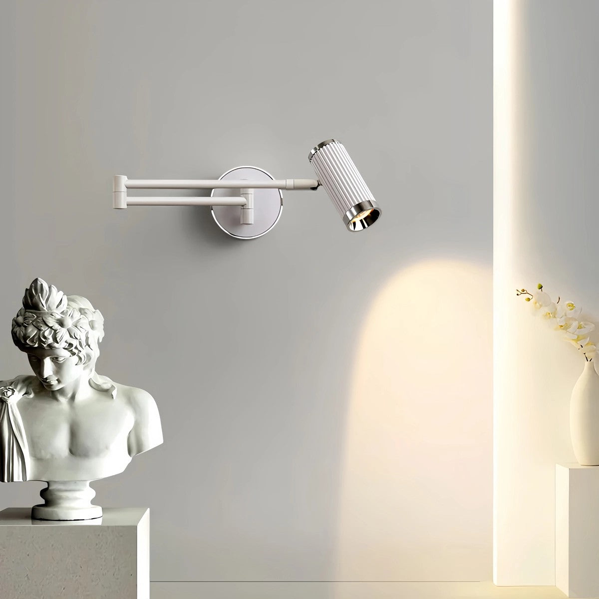 Zemari Wall Light