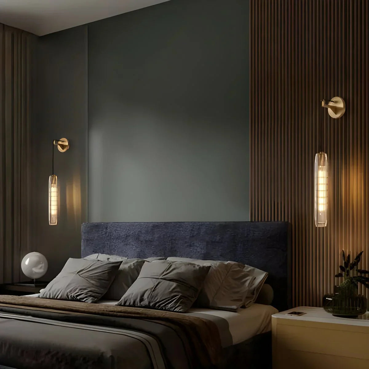 Noravi Wall Light
