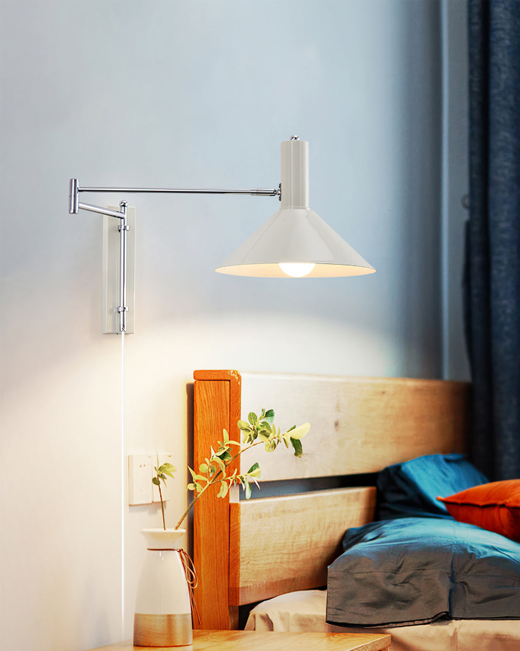 Silwellon Plug In Wall Light