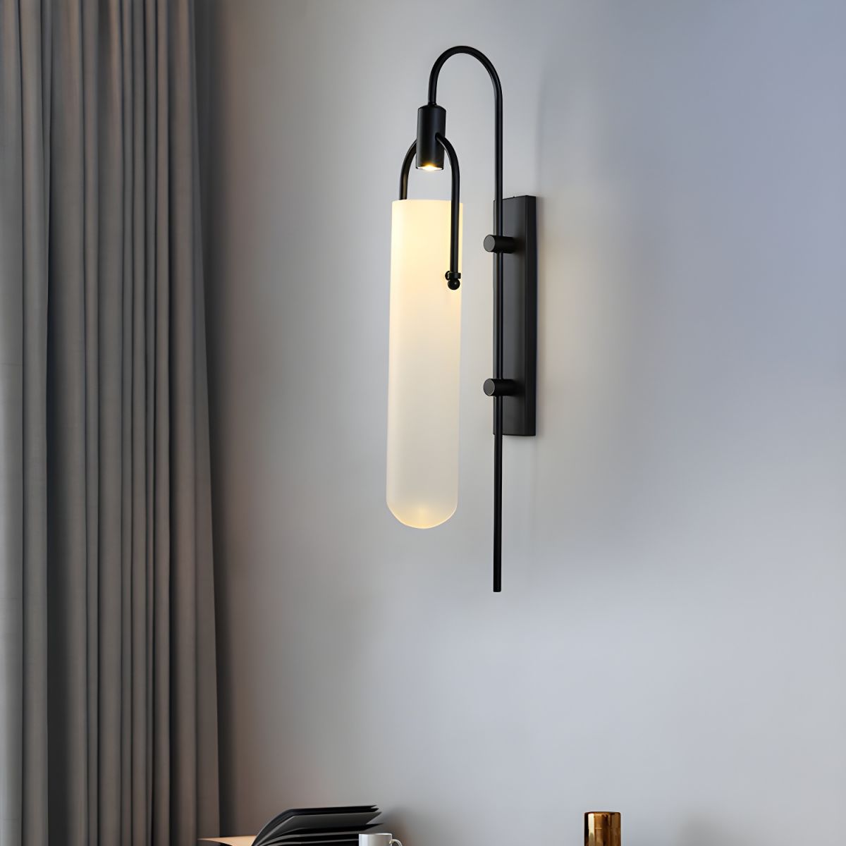 Arcil Wall Light