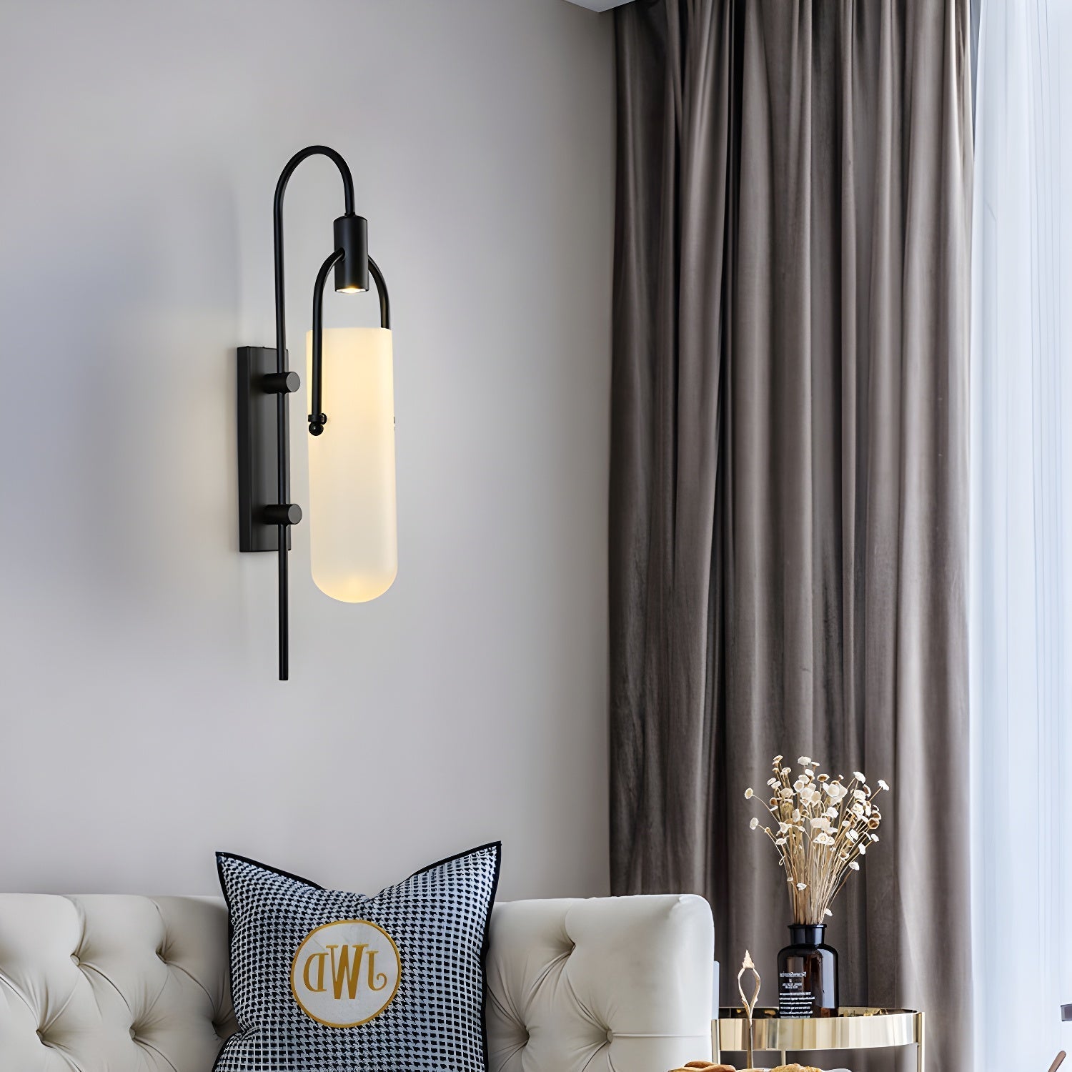 Arcil Wall Light