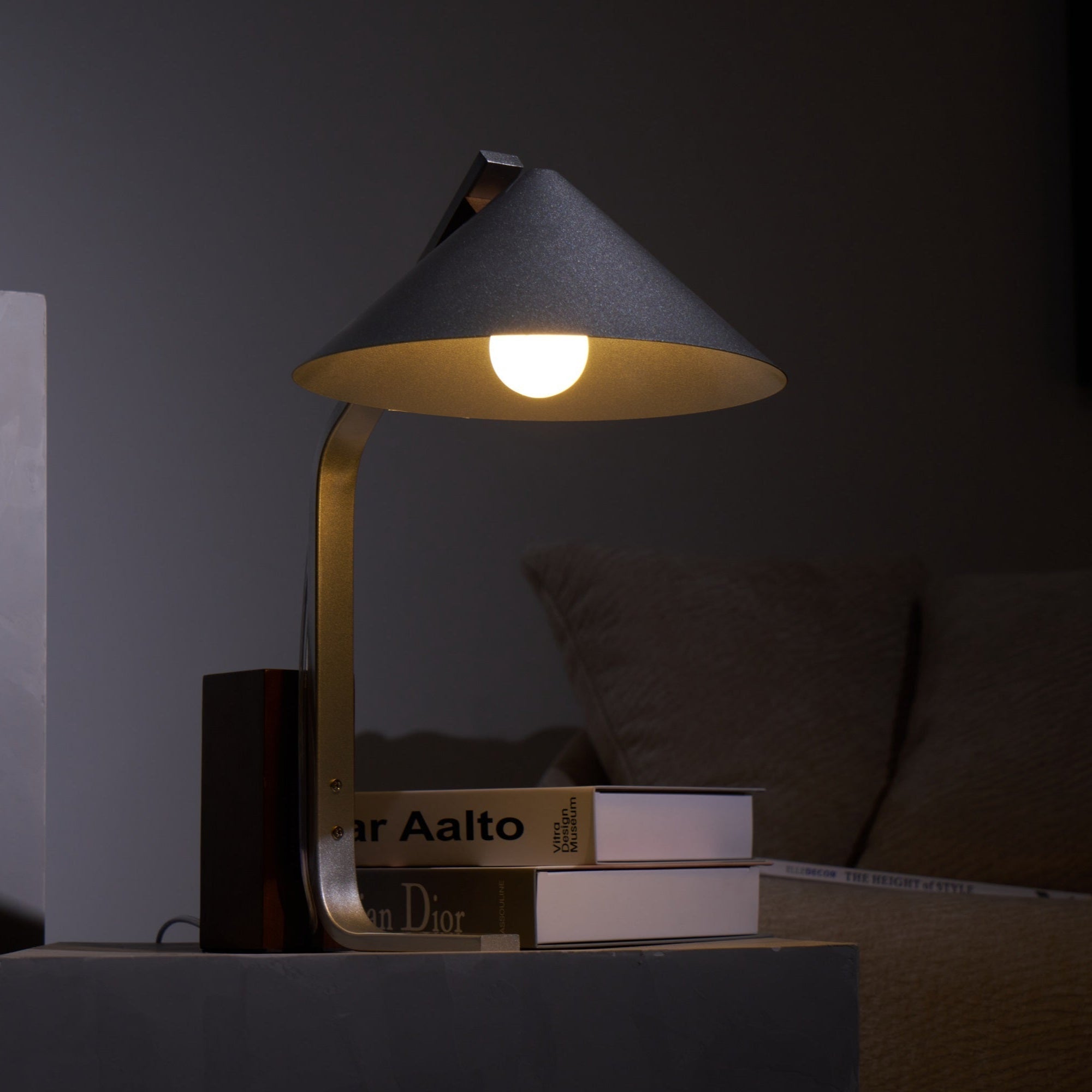 Arumeca Table Lamp