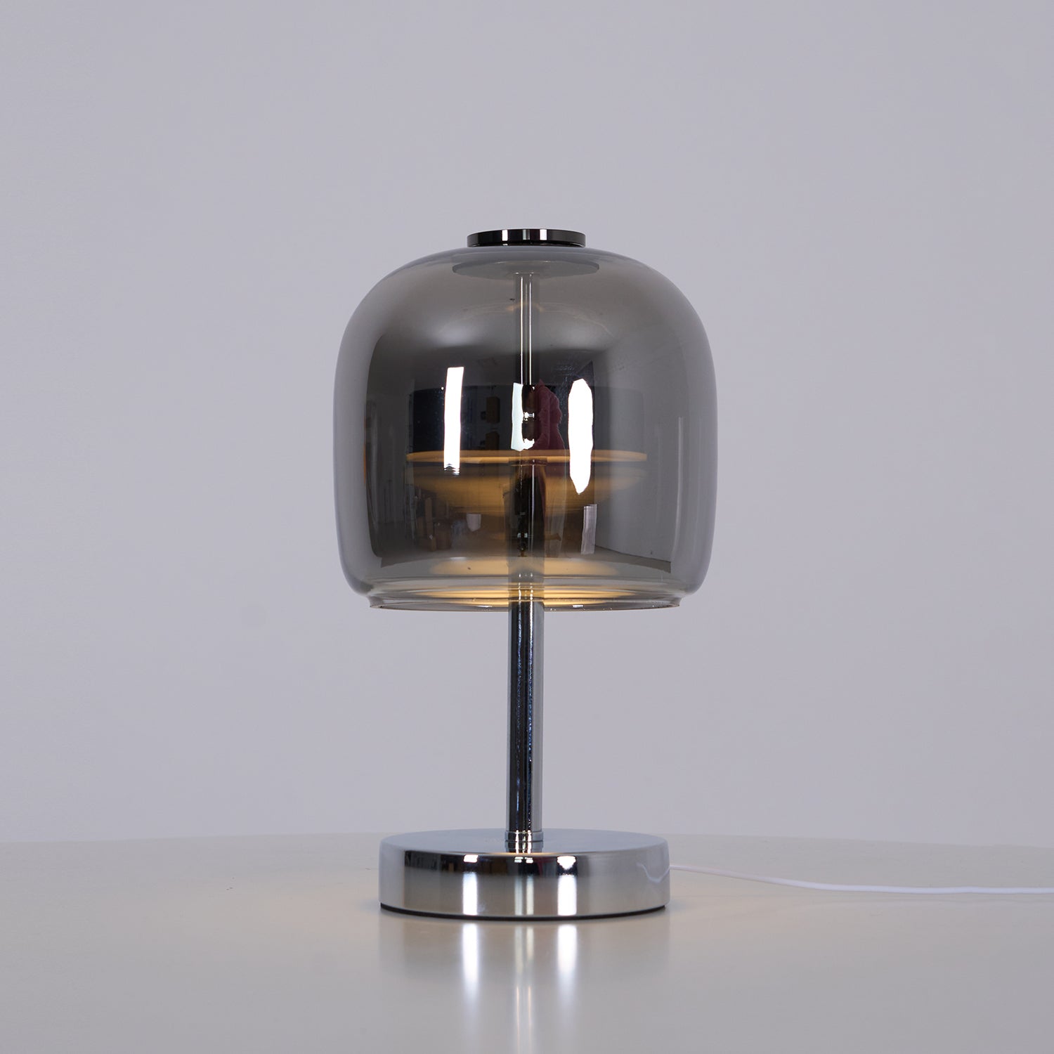 Embrilo Table Lamp