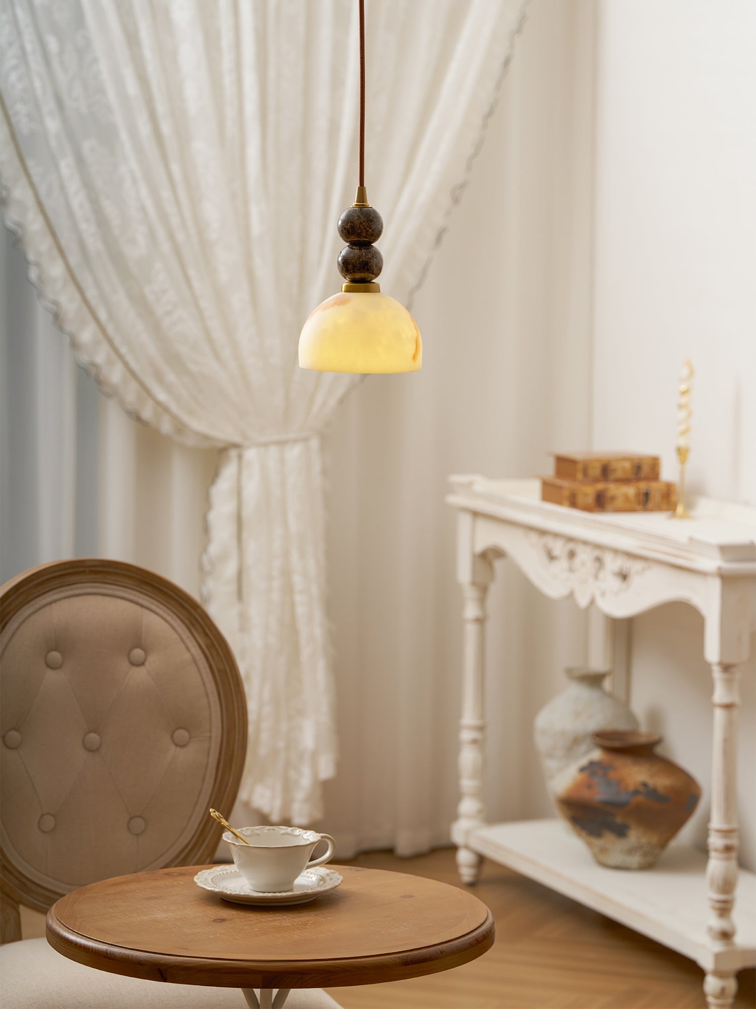 Quinar Sculptural Pendant Light