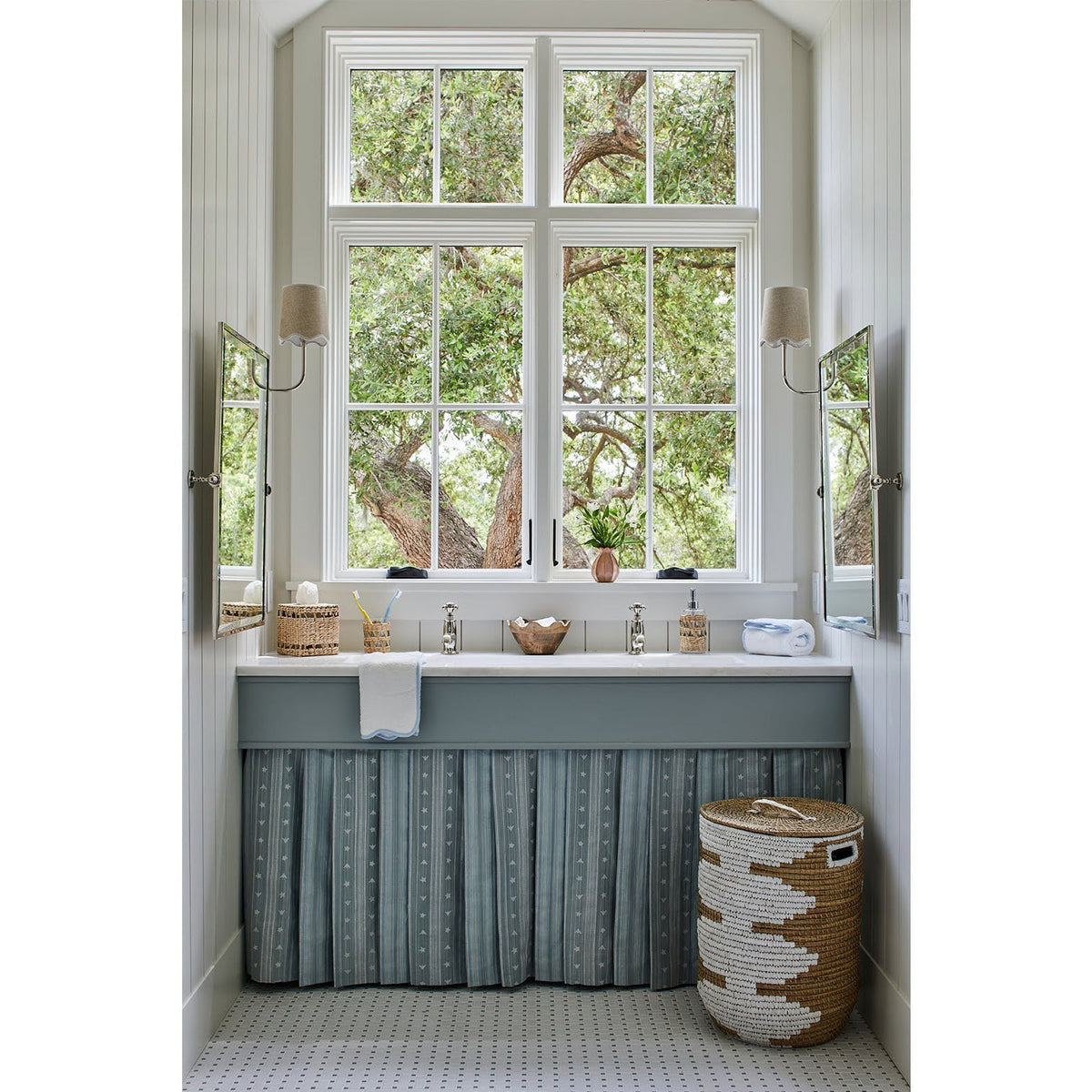 Wynnelle Wall Light