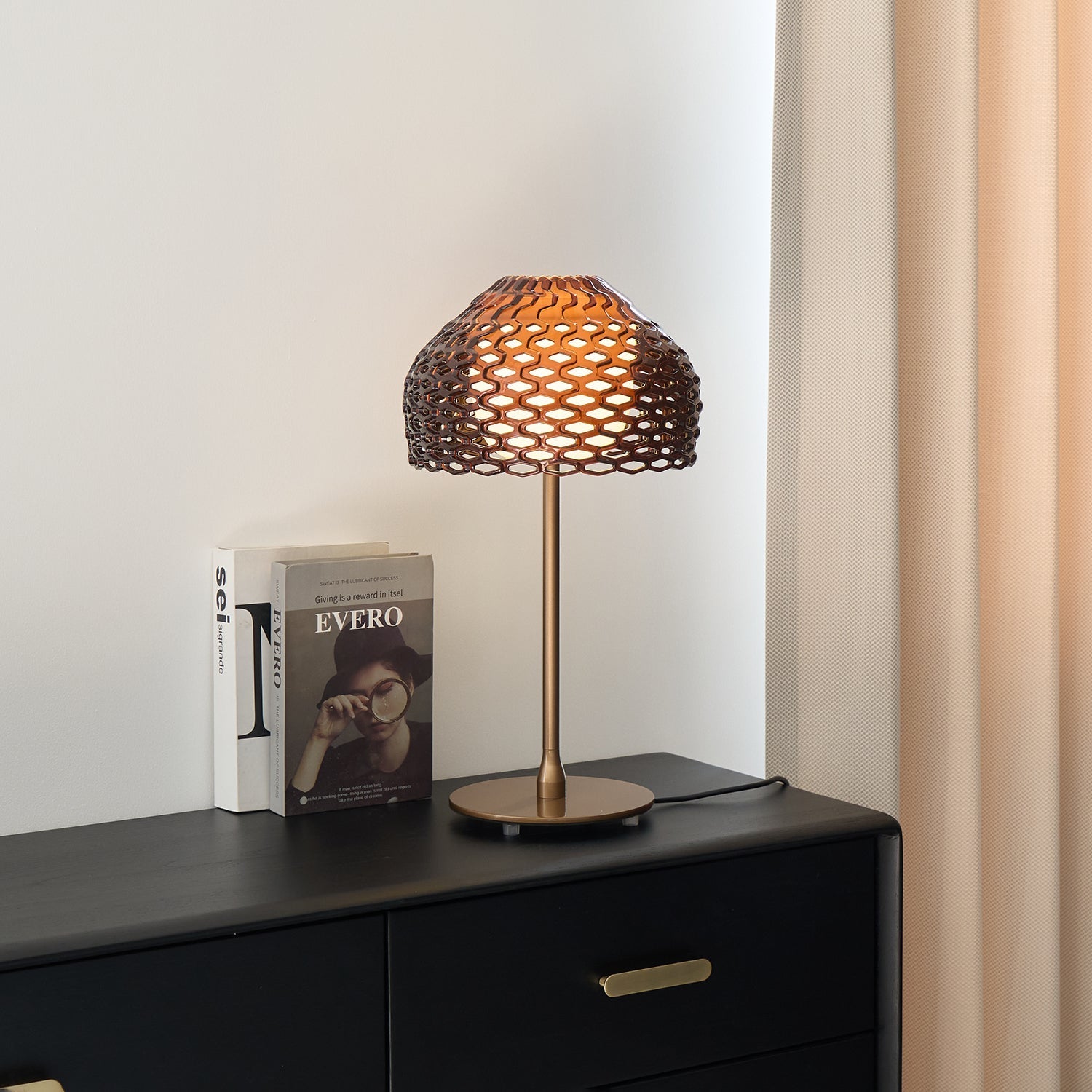 Aremillo Table Lamp