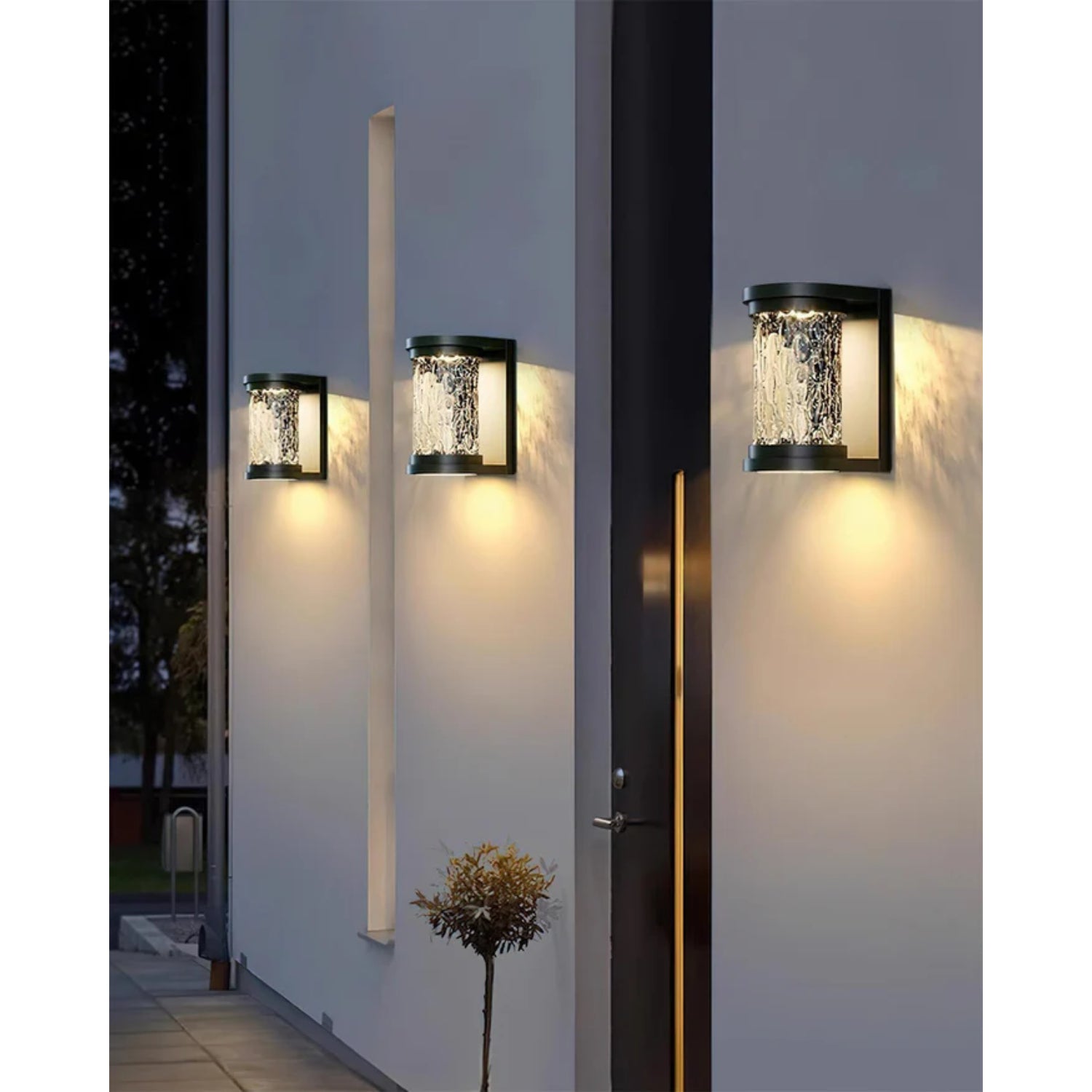 Ariscan Outdoor Wall Light