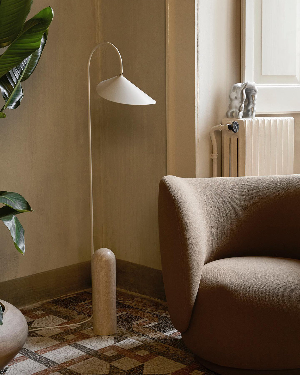 Renlinia Arc Floor Lamp