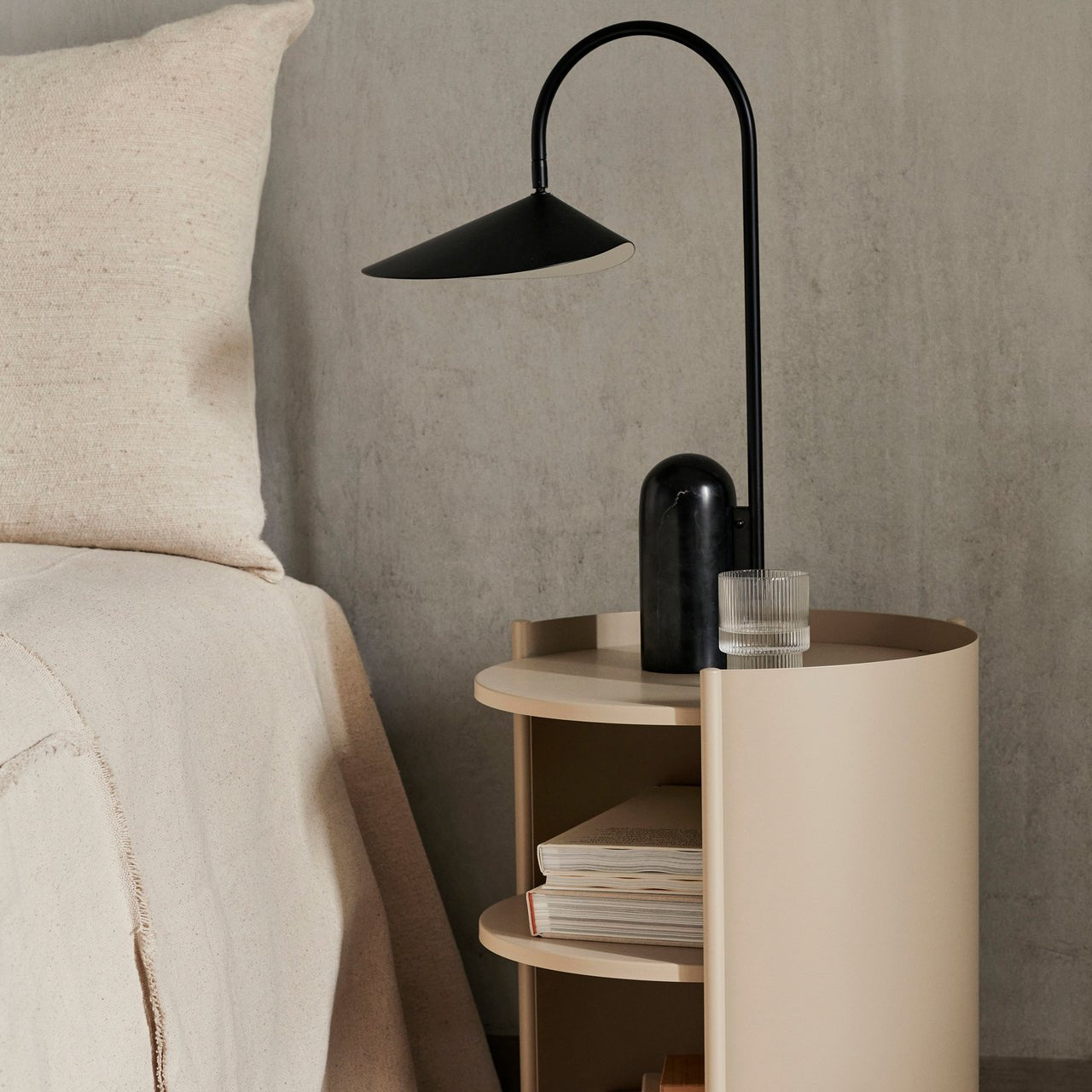 Arumce Table Lamp