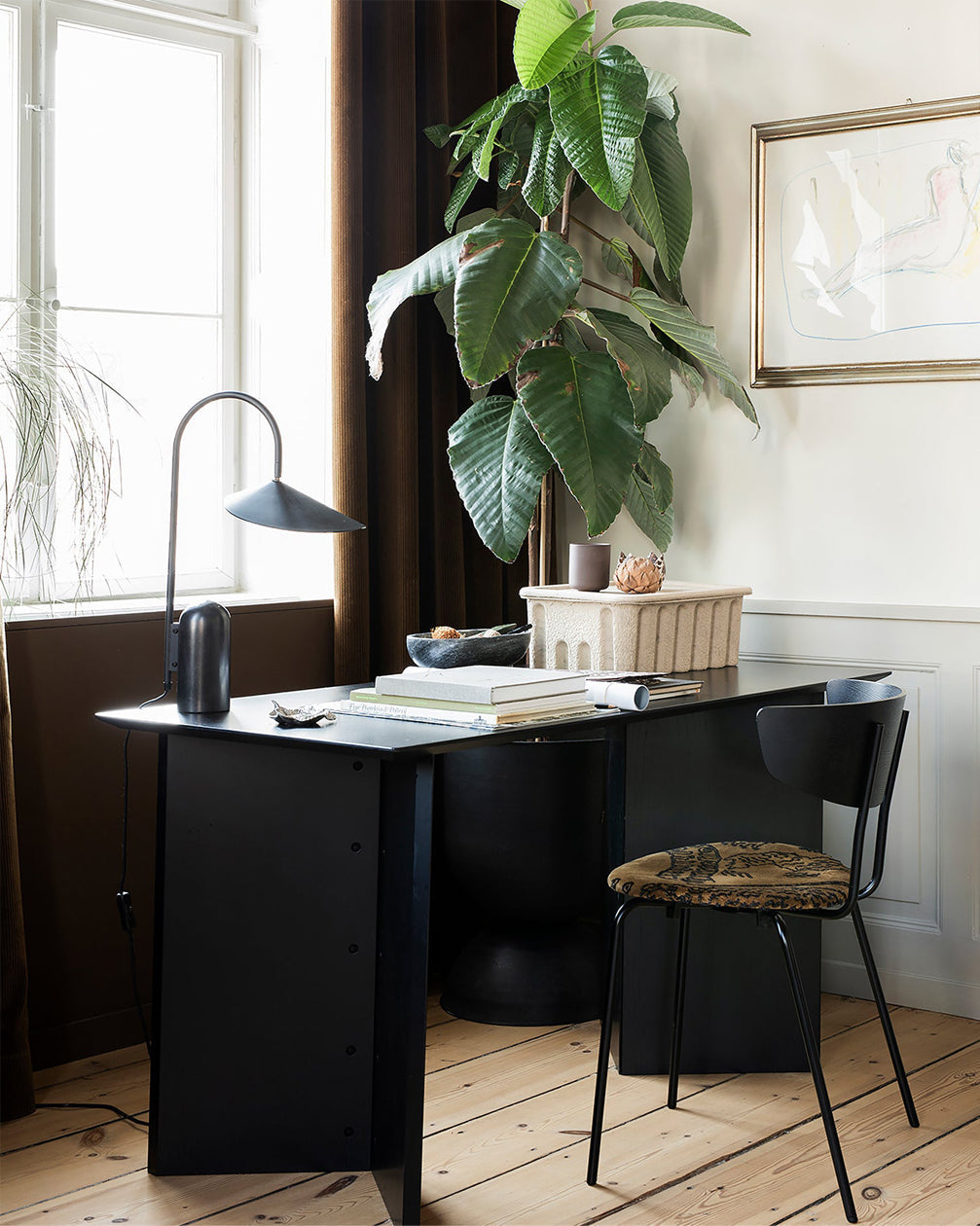 Reyaris Modern Table Lamp