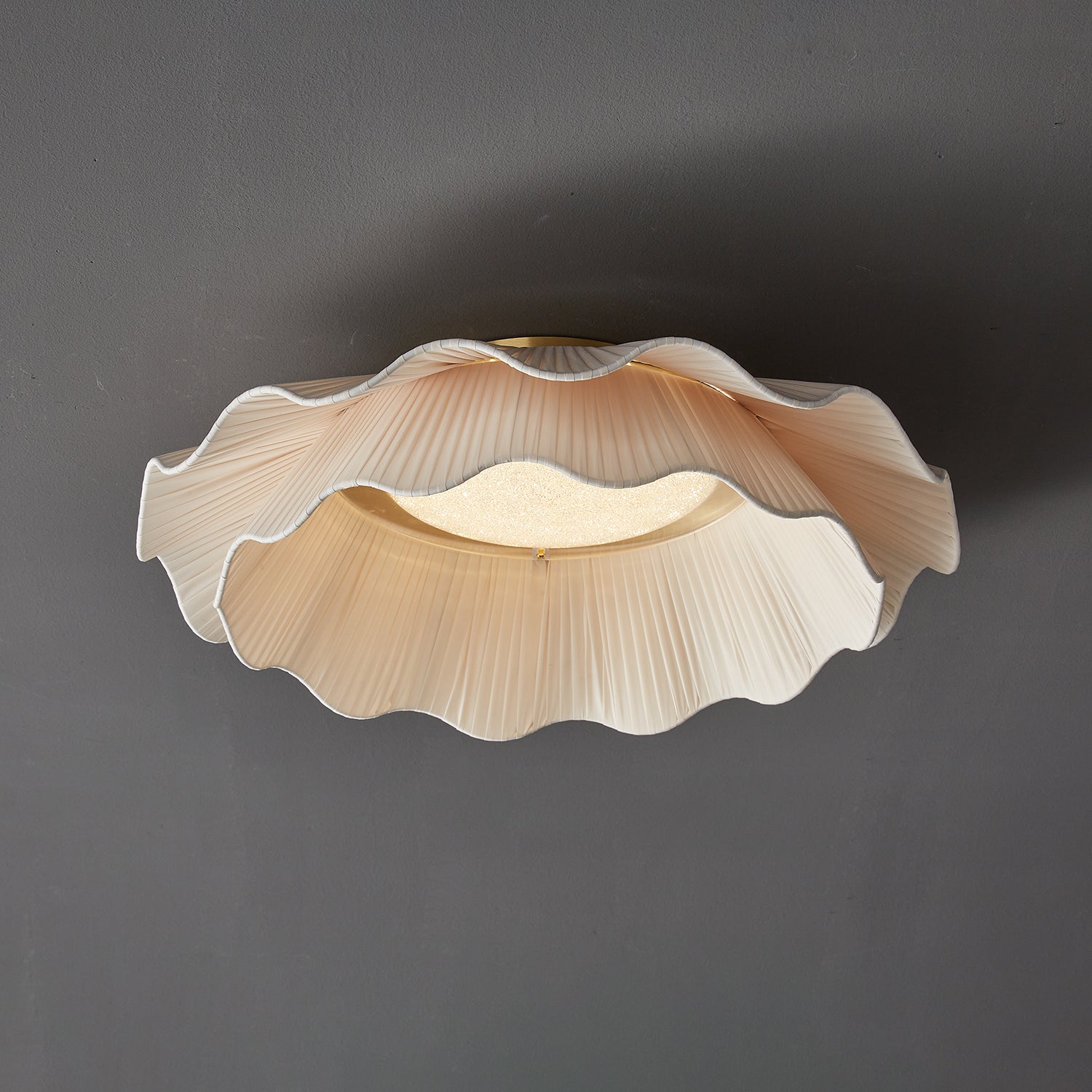 Arvin Flower Ceiling Light