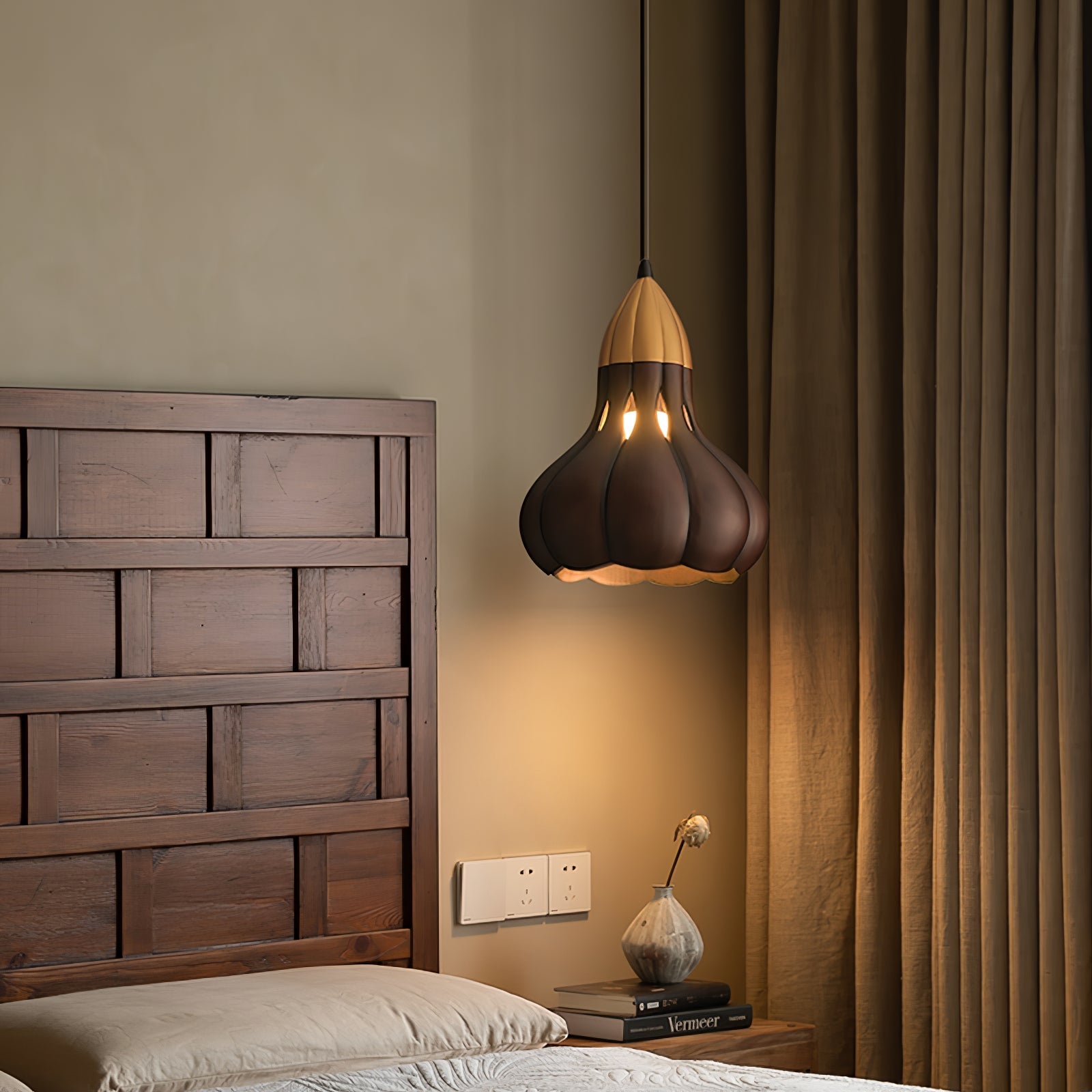 Auresca Pendant Light