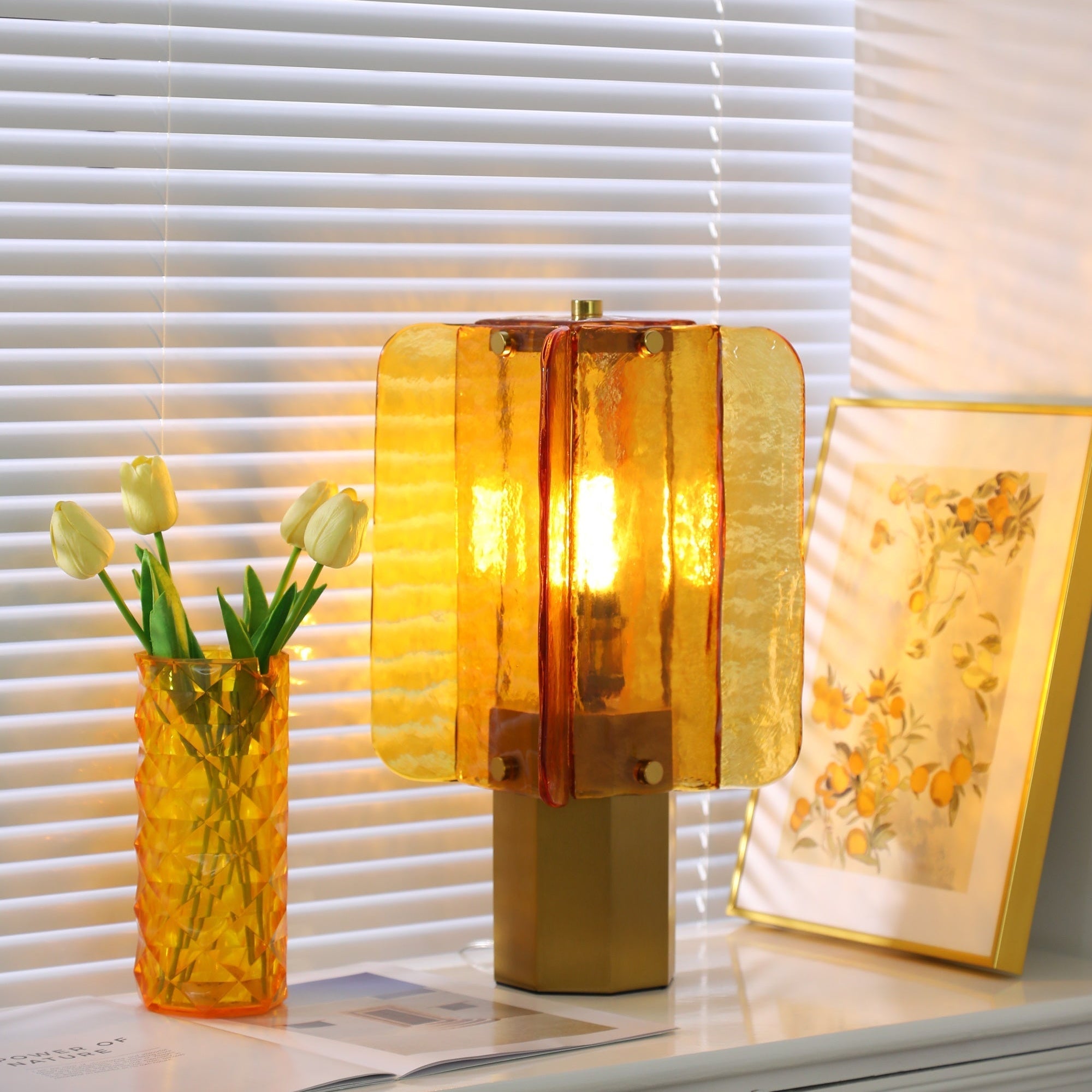 Velynessa Table Lamp