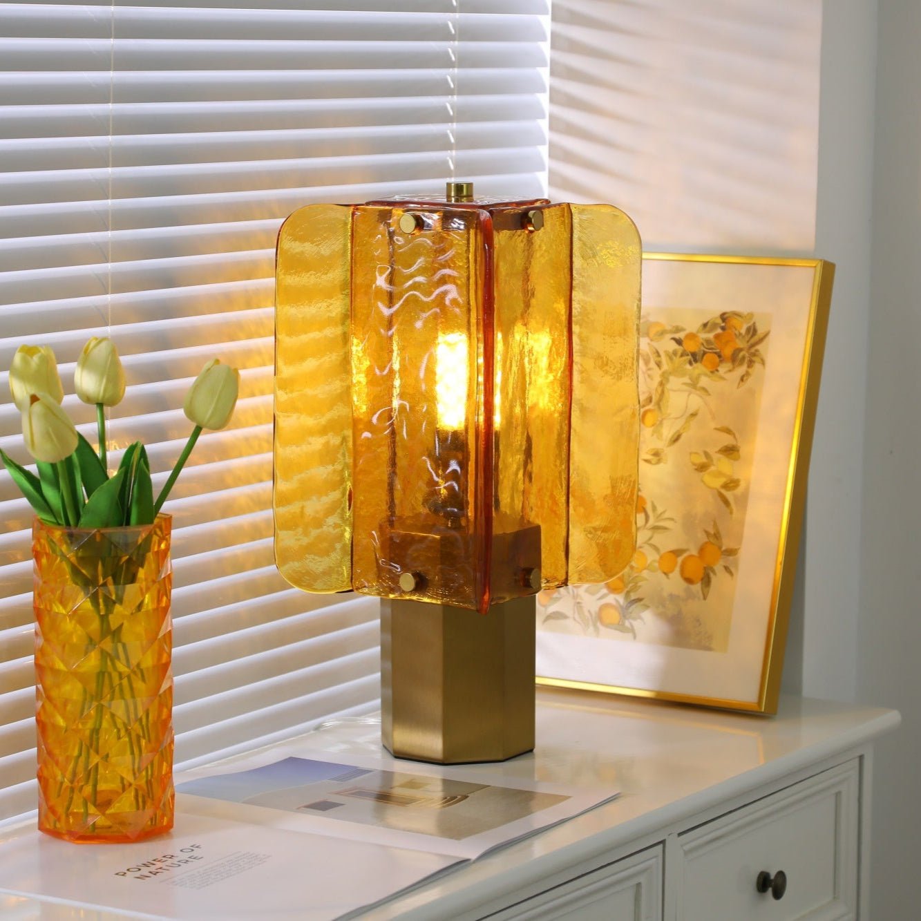 Velynessa Table Lamp