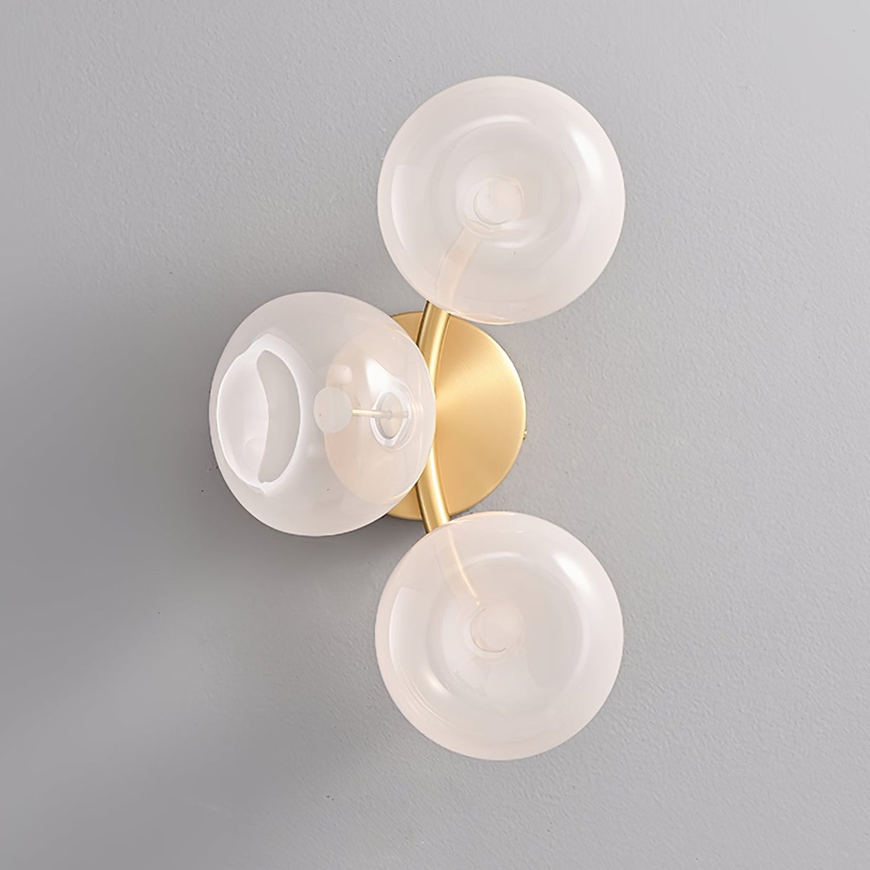 Aurovine Wall Light