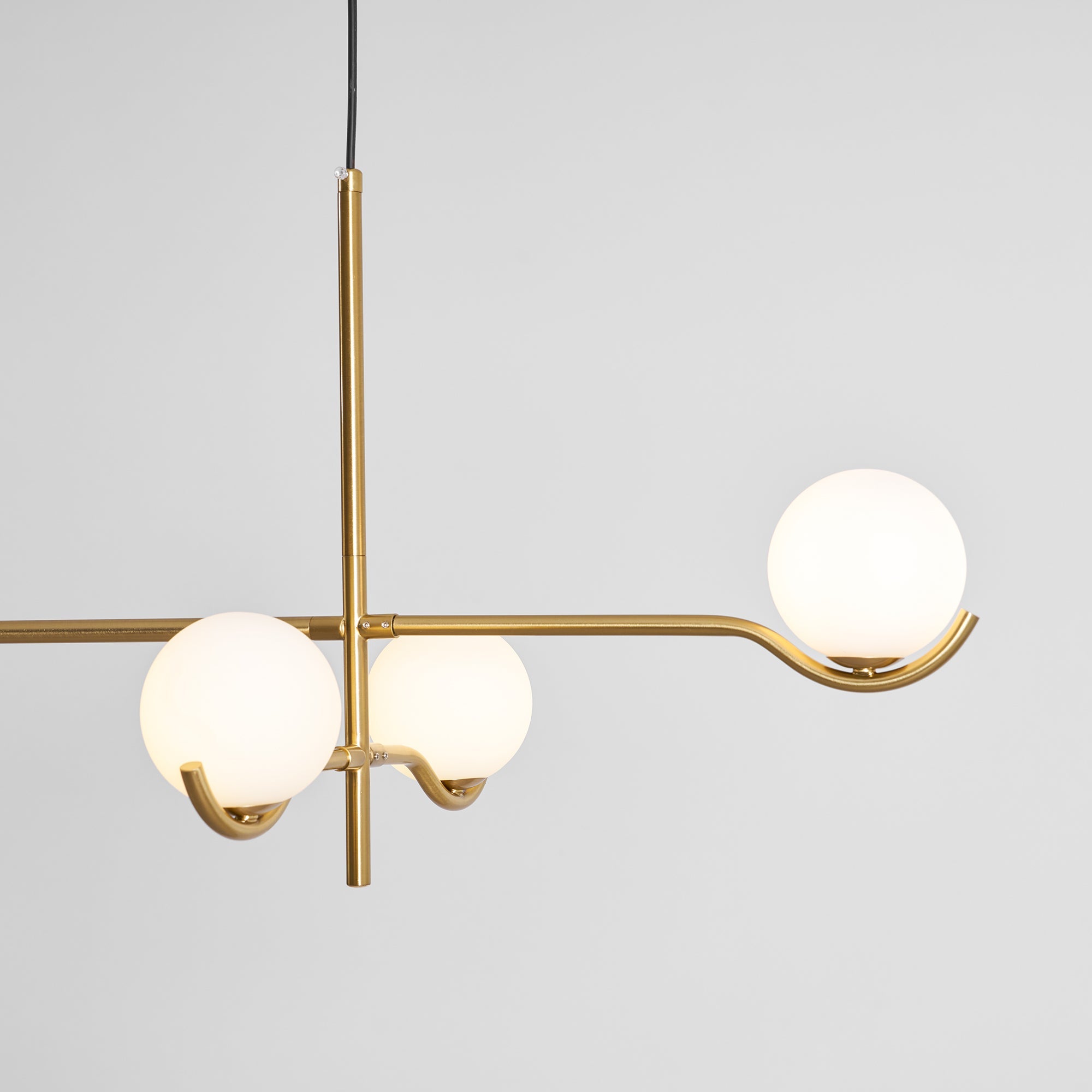 Lenyma Globe Pendant Light