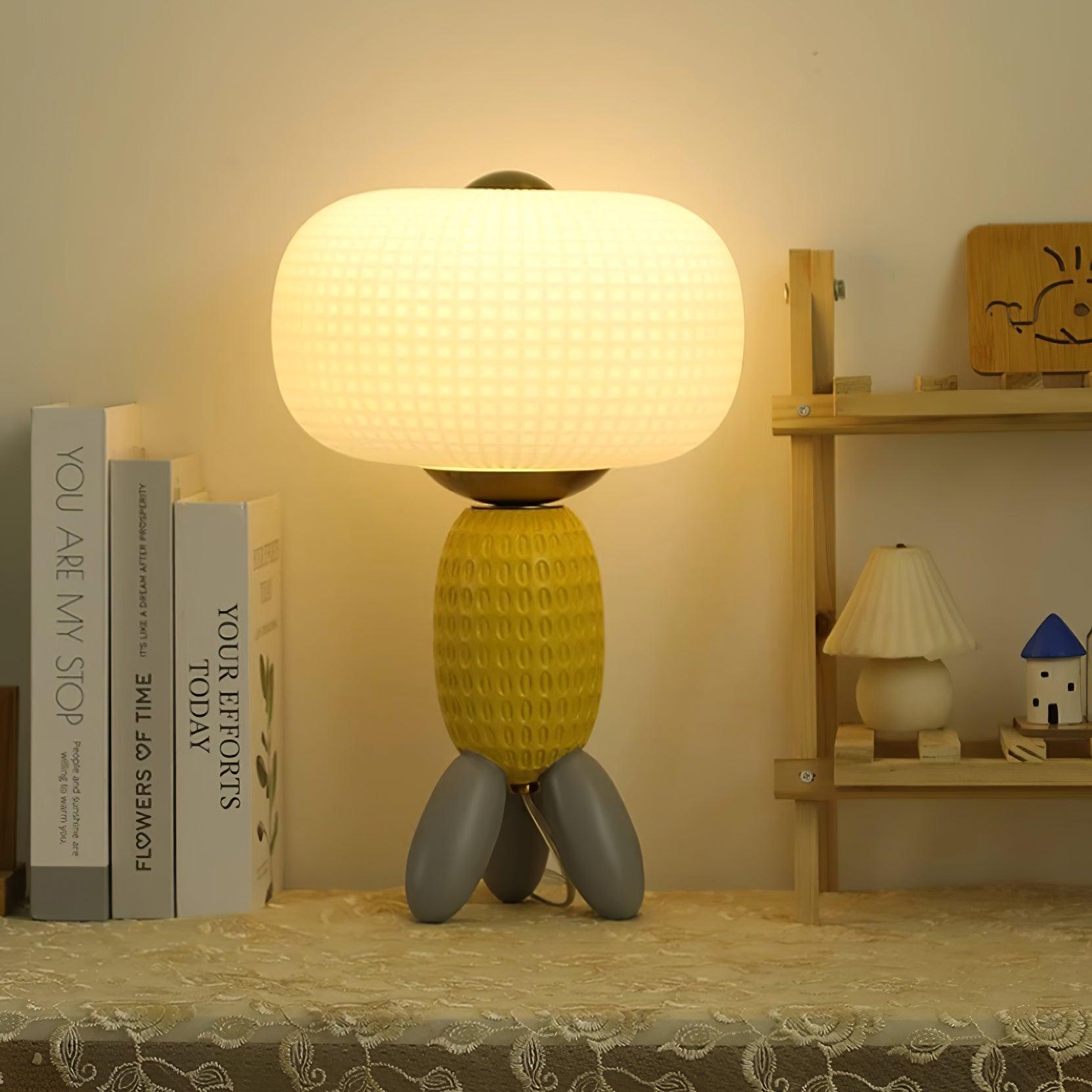 Boelof Table Lamp