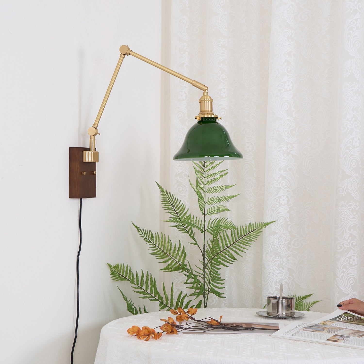 Molvik Wall Light