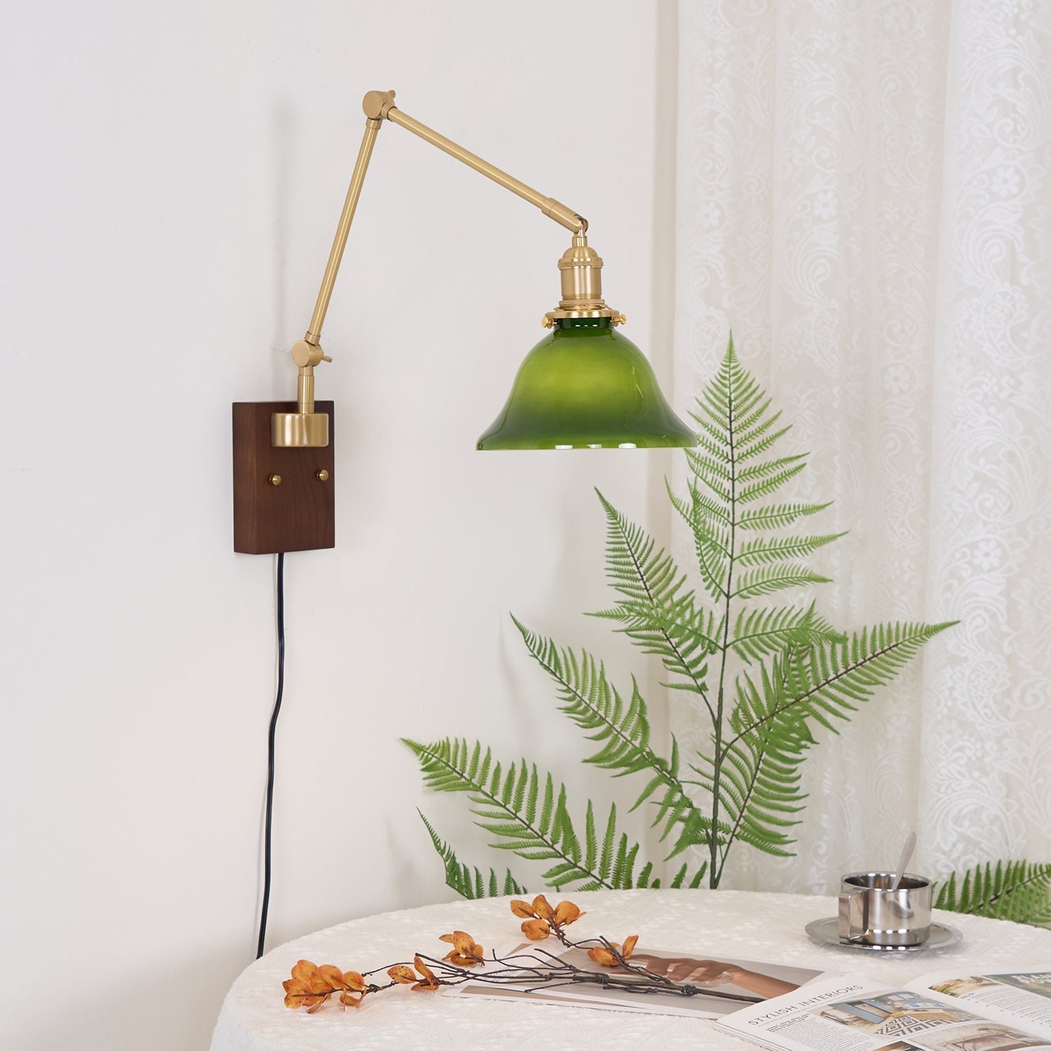 Molvik Wall Light