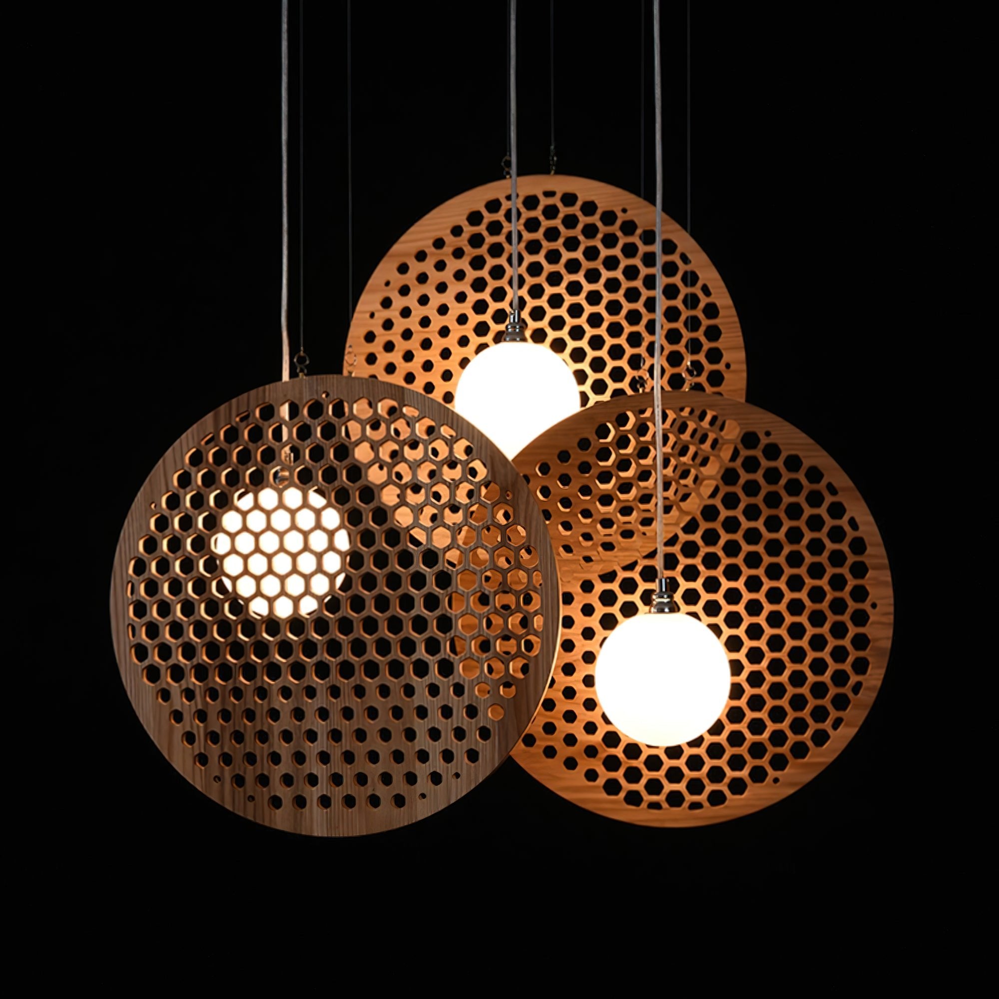 Pelate Pendant Light