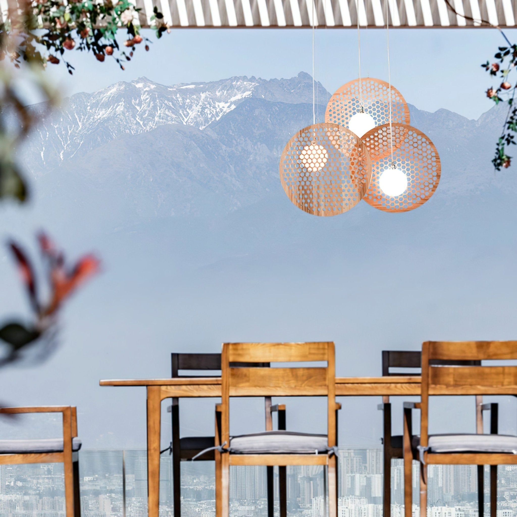 Pelate Pendant Light