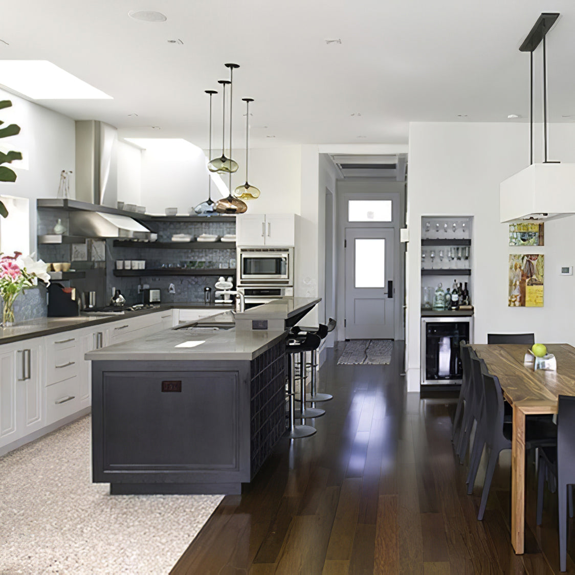 Yarinden Round Pendant Light