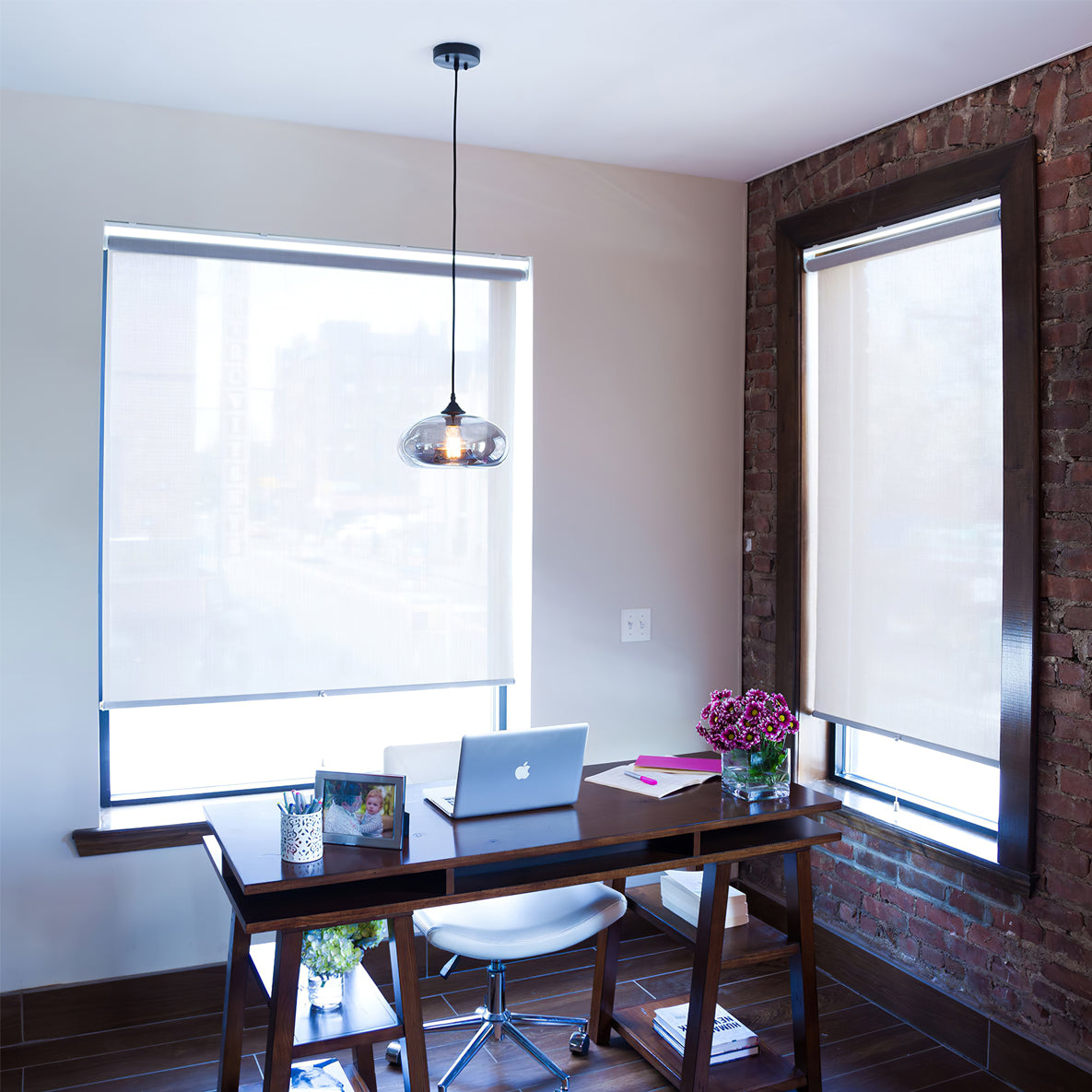 Yarinden Round Pendant Light