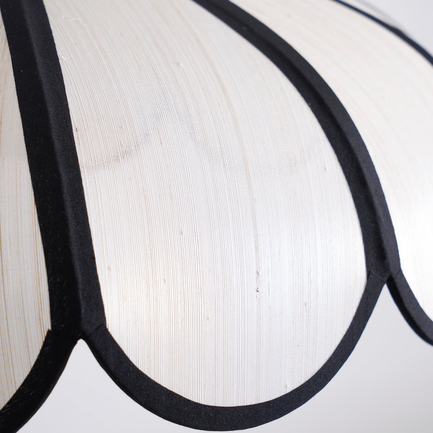 Aldicove Scalloped Pendant Light