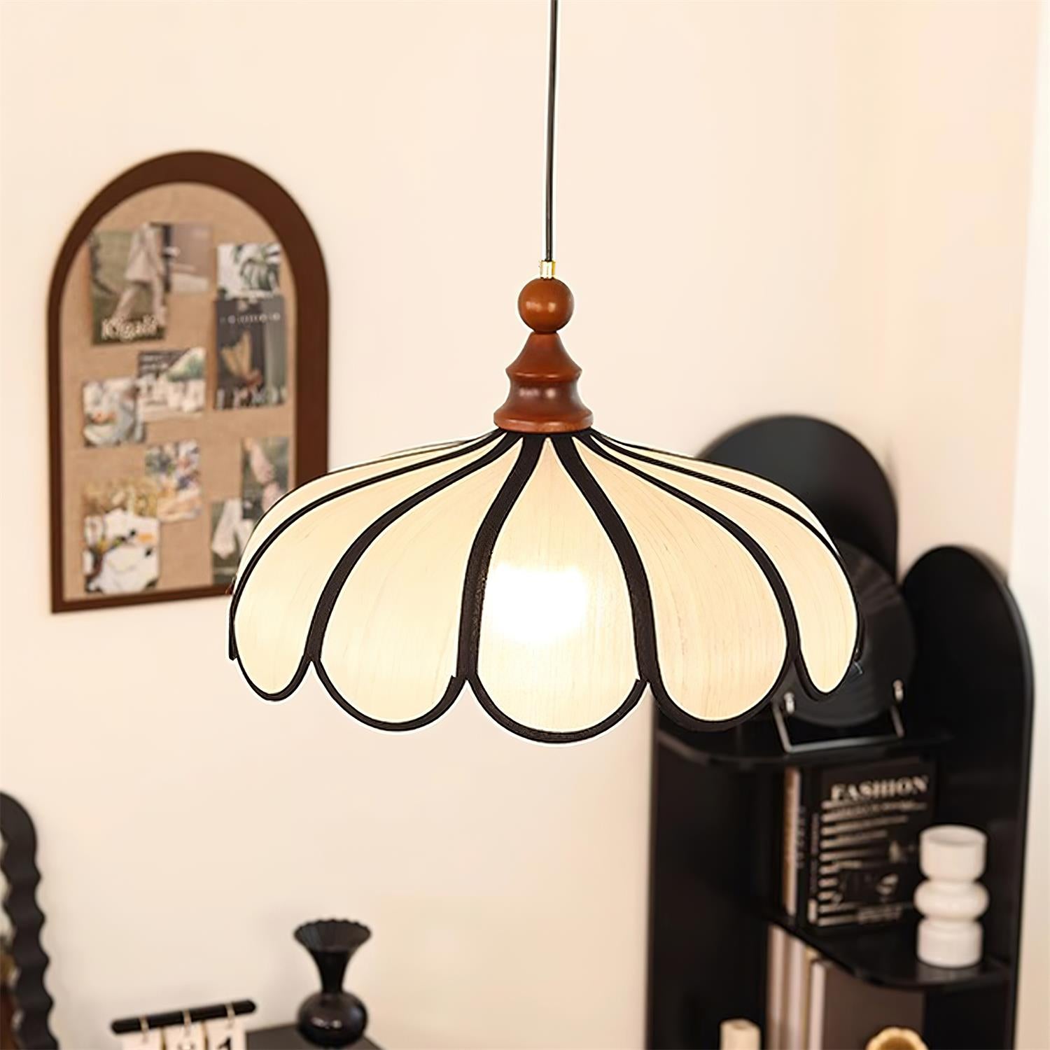 Aldicove Scalloped Pendant Light