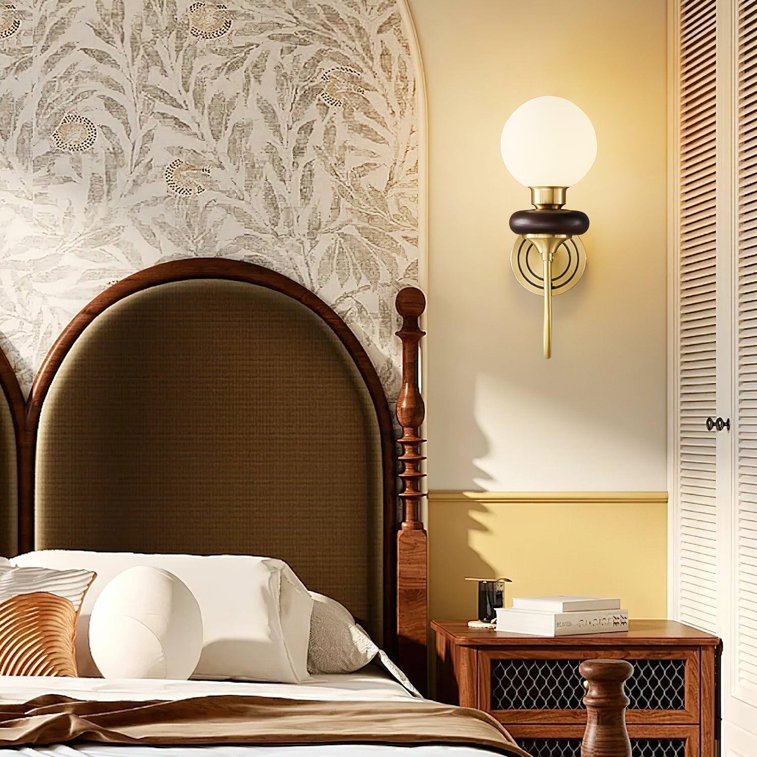 Belcon Wall Light