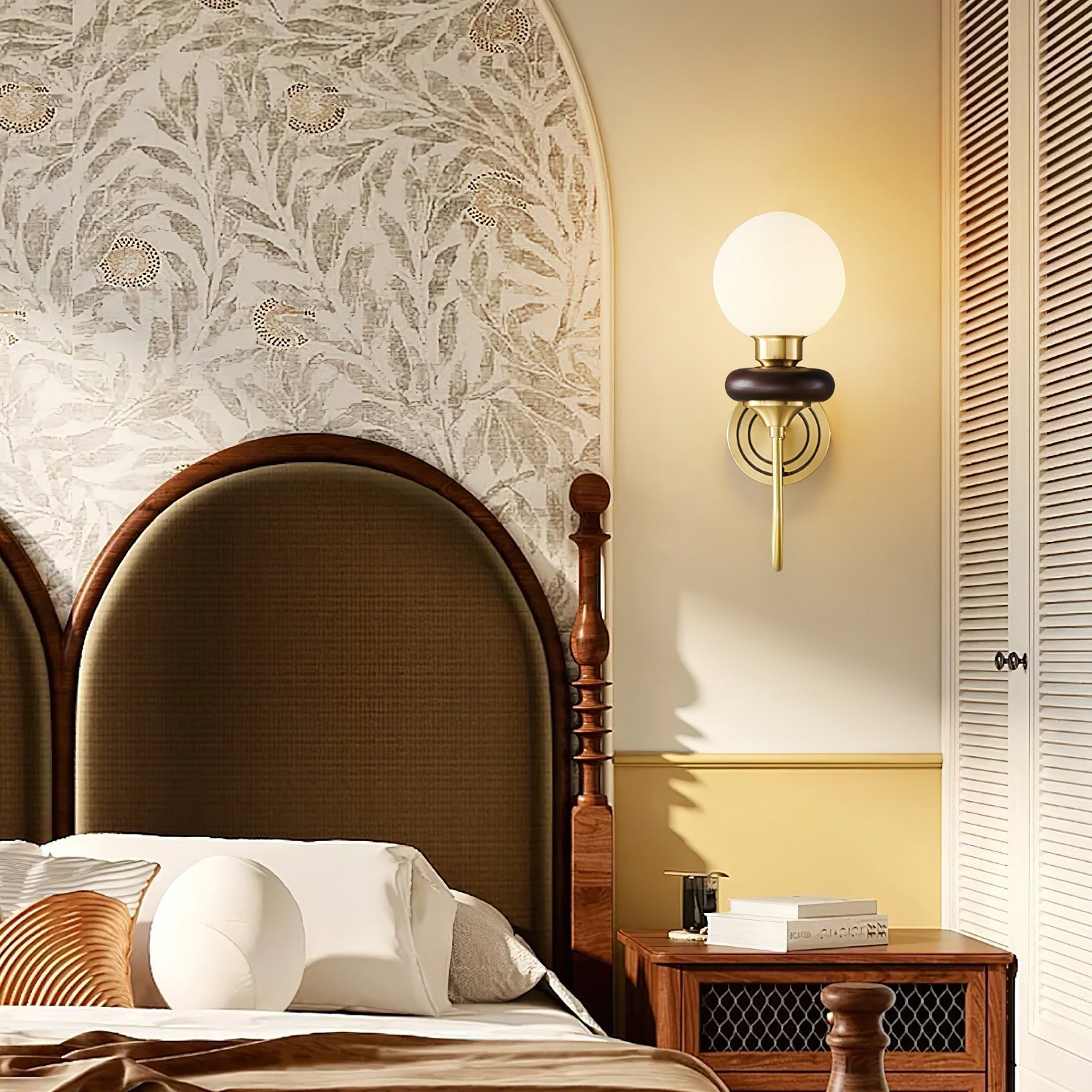 Belcon Wall Light