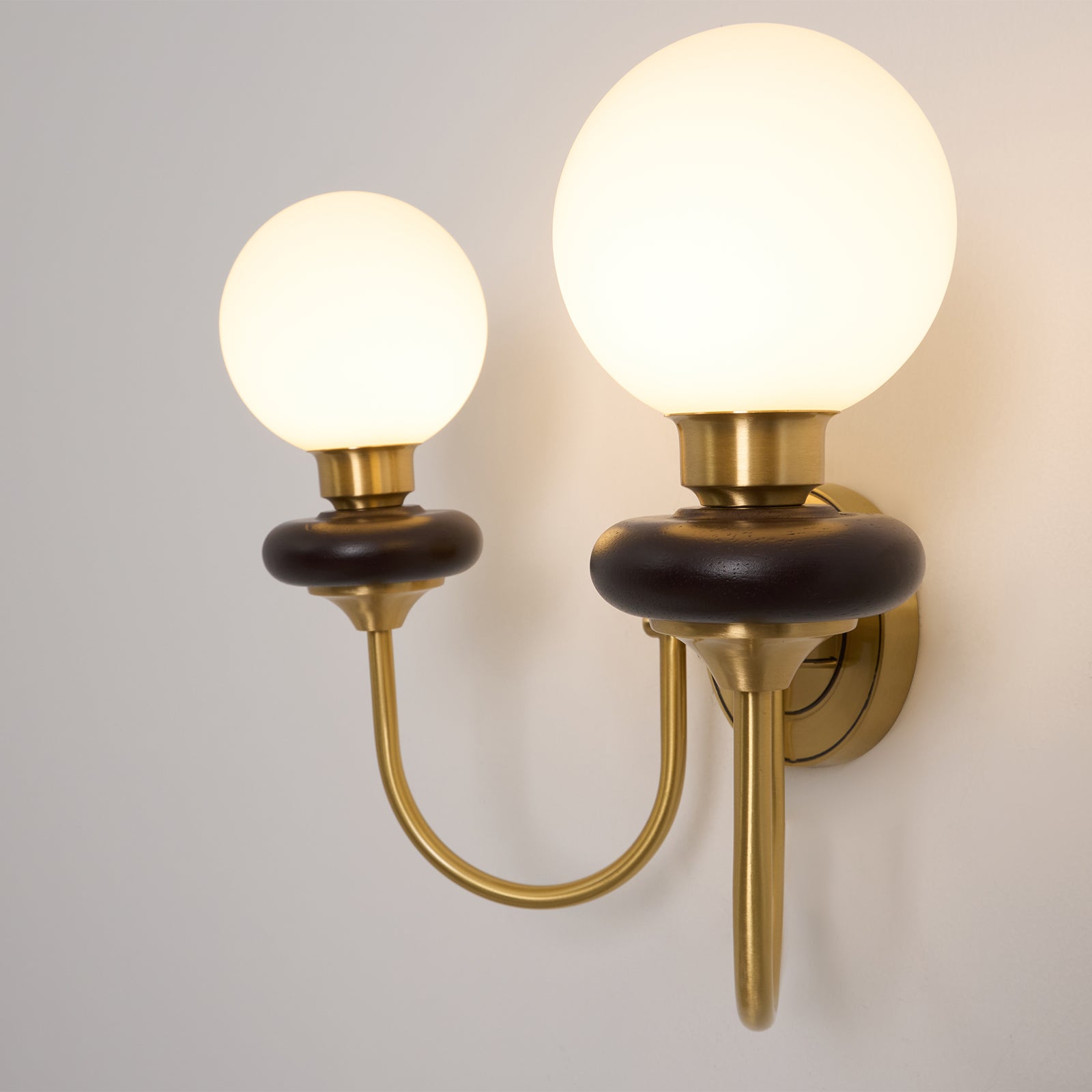 Belcon Wall Light