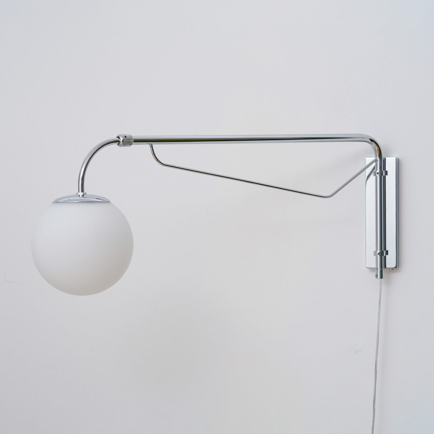 Jorarcove Adjustable Wall Light