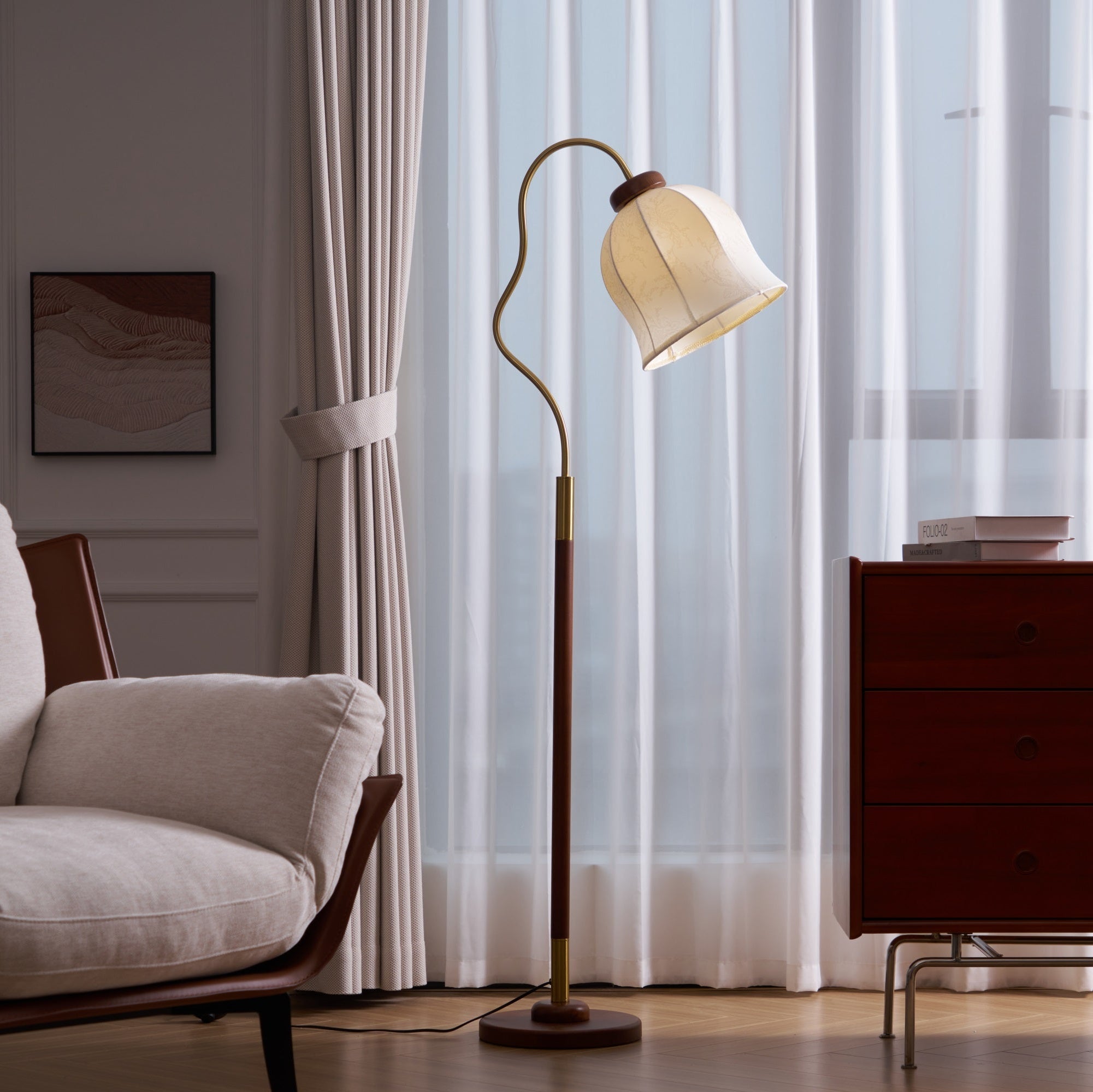 Pofa Floor Lamp