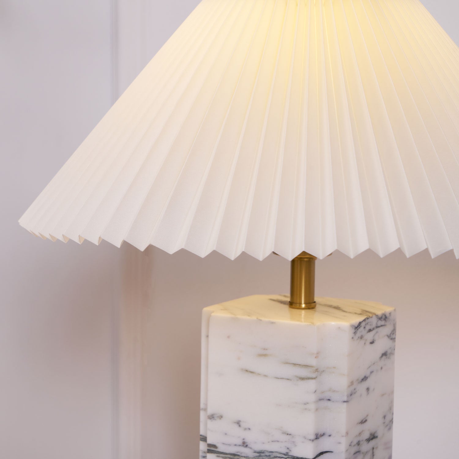 Belmeni Marble Table Lamp