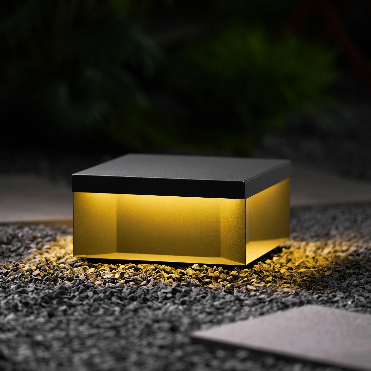 Krozan Outdoor Light