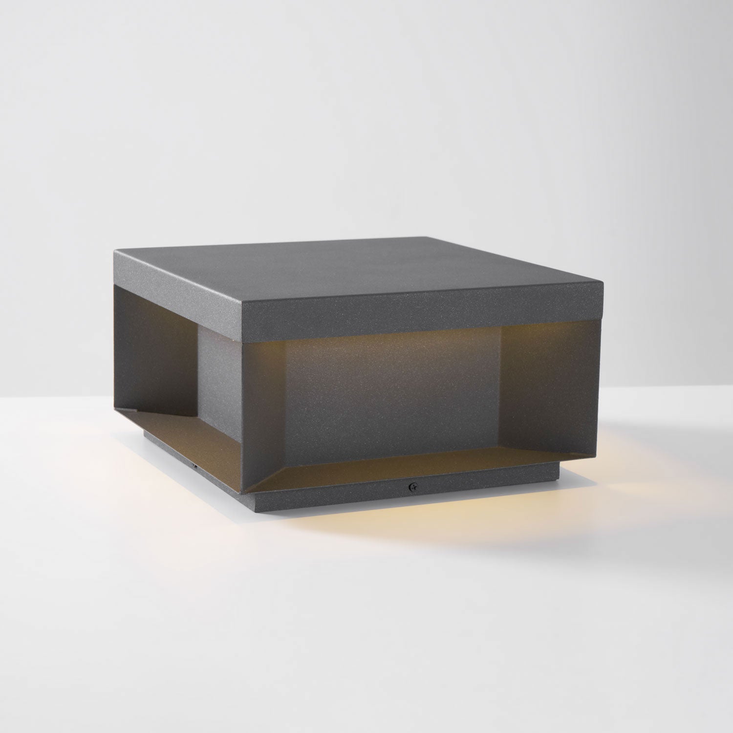 Krozan Outdoor Light