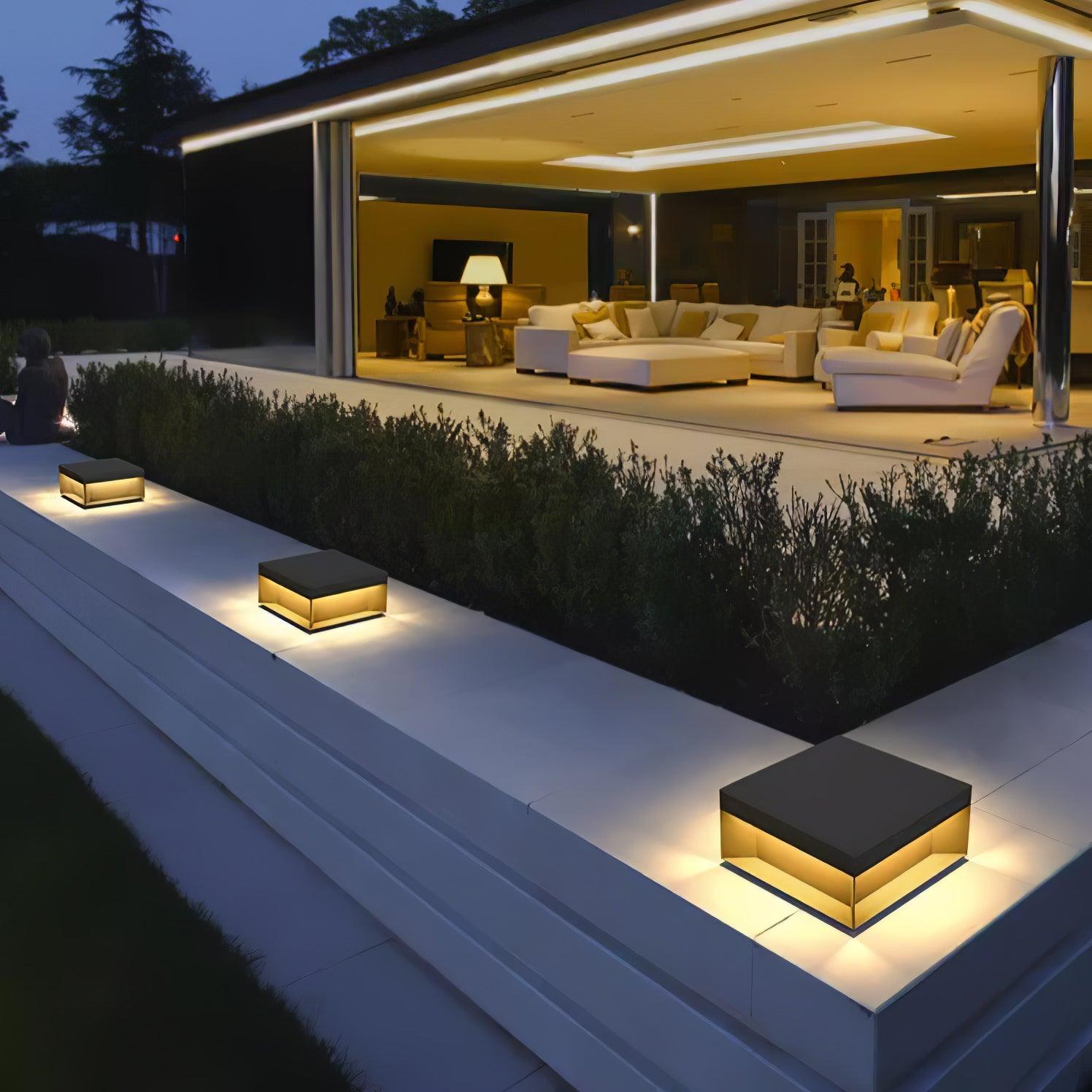 Krozan Outdoor Light