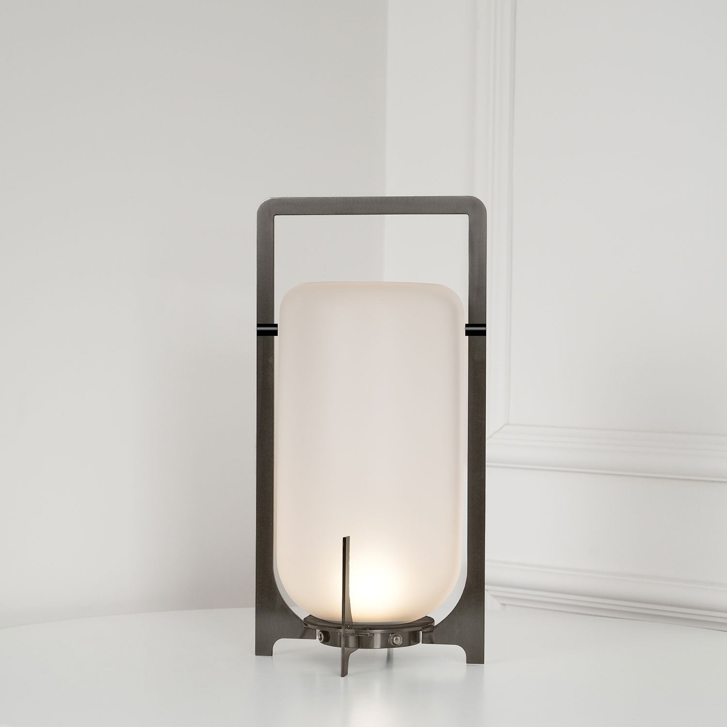 Somvian Table Lamp