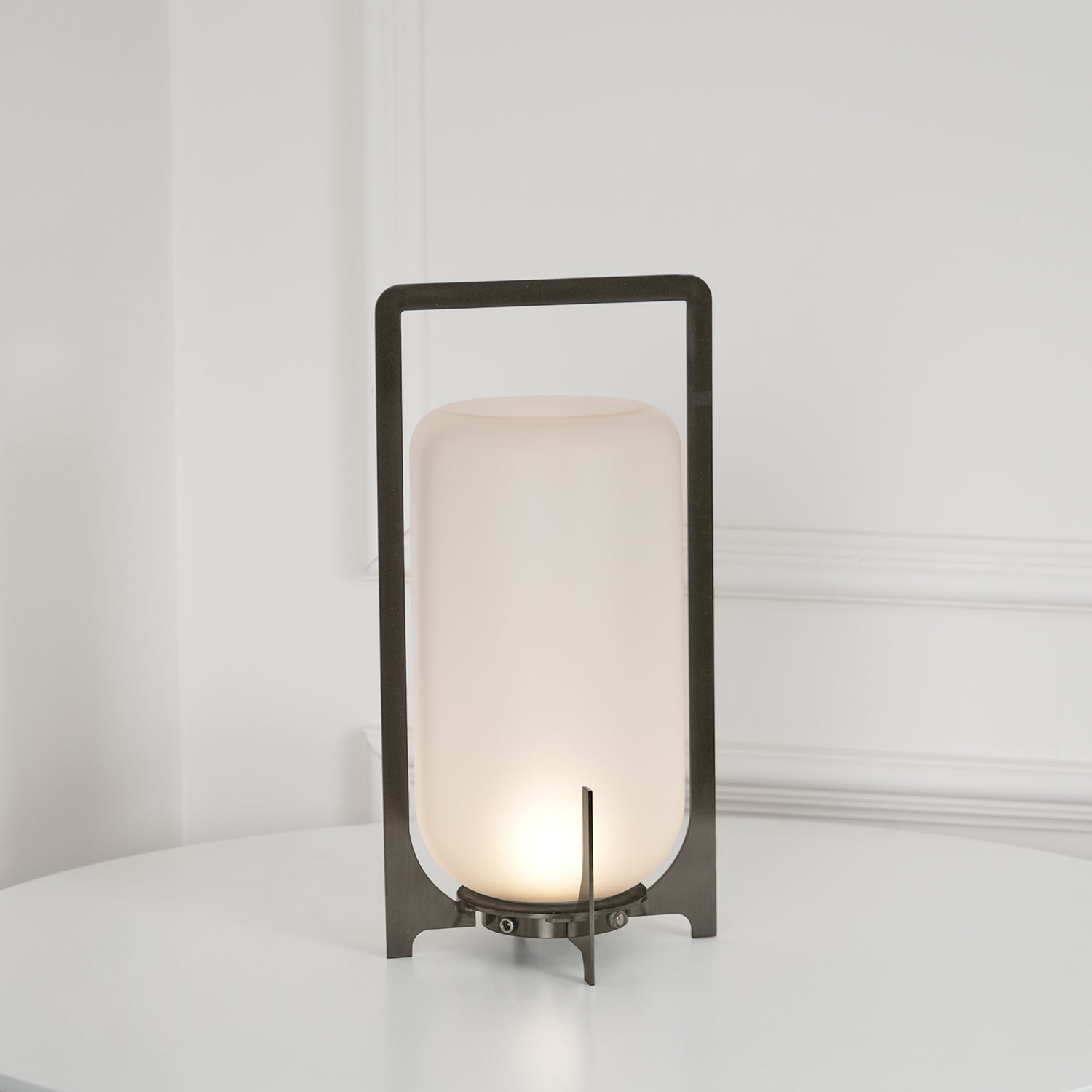 Somvian Table Lamp