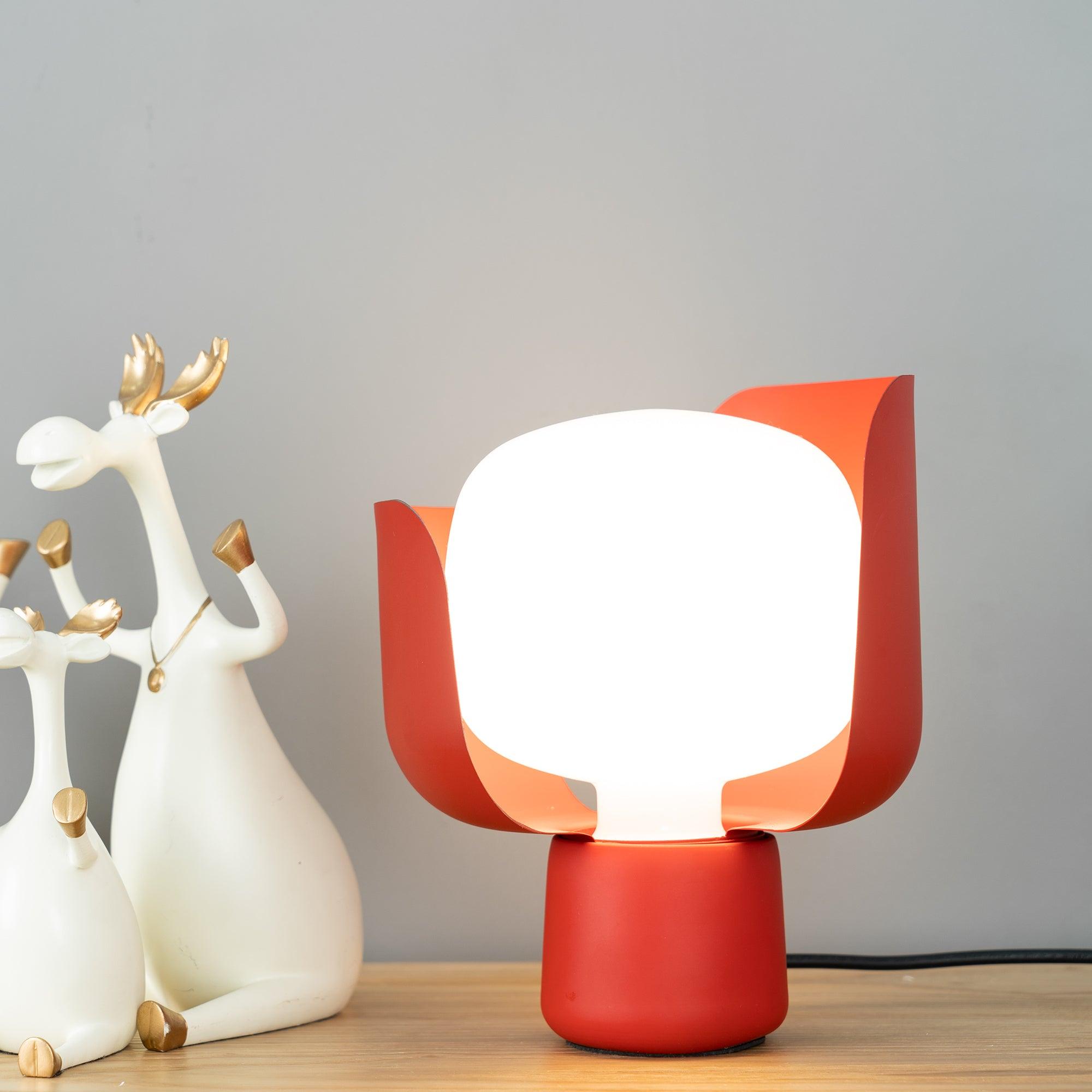 Tarima Table Lamp
