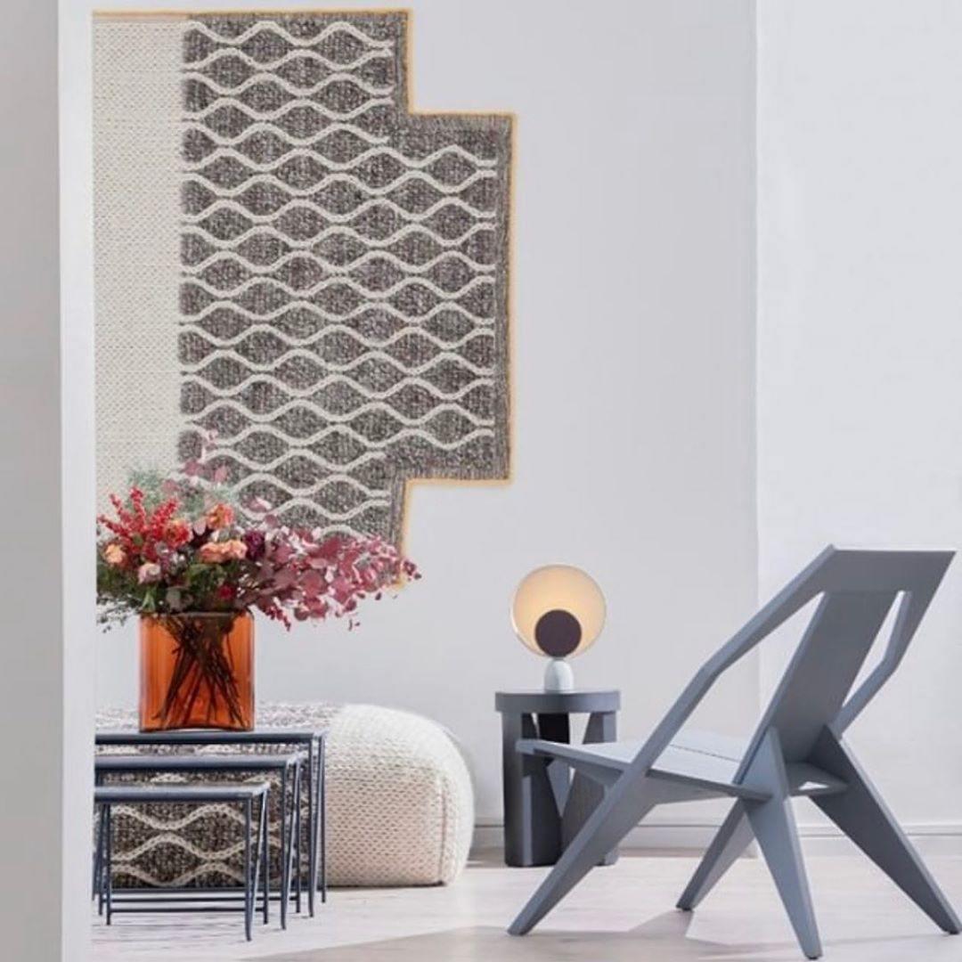 Mismozo Table Lamp