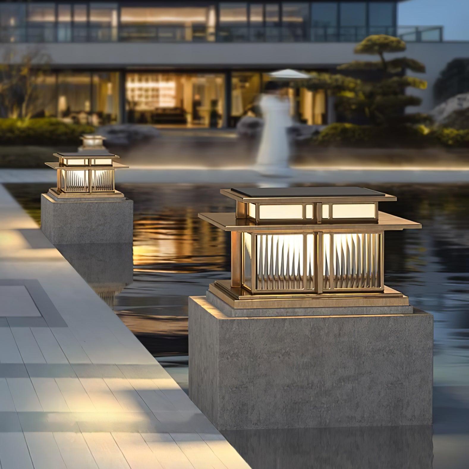 Boylin Pilar Outdoor Light