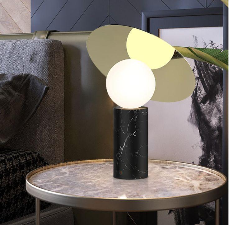 Loba Disc Table Lamp